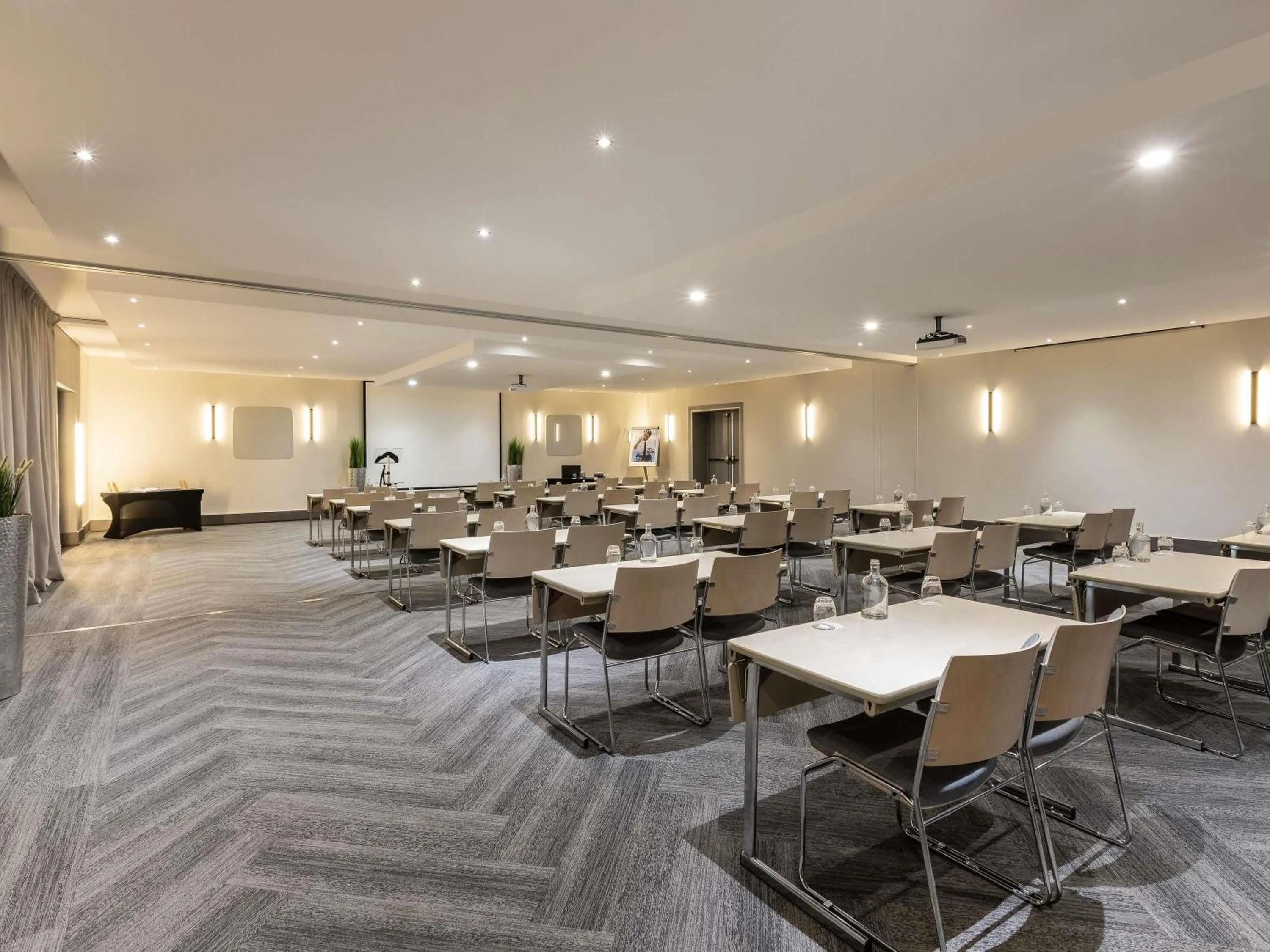 Meeting/conference room in Novotel Luxembourg Kirchberg