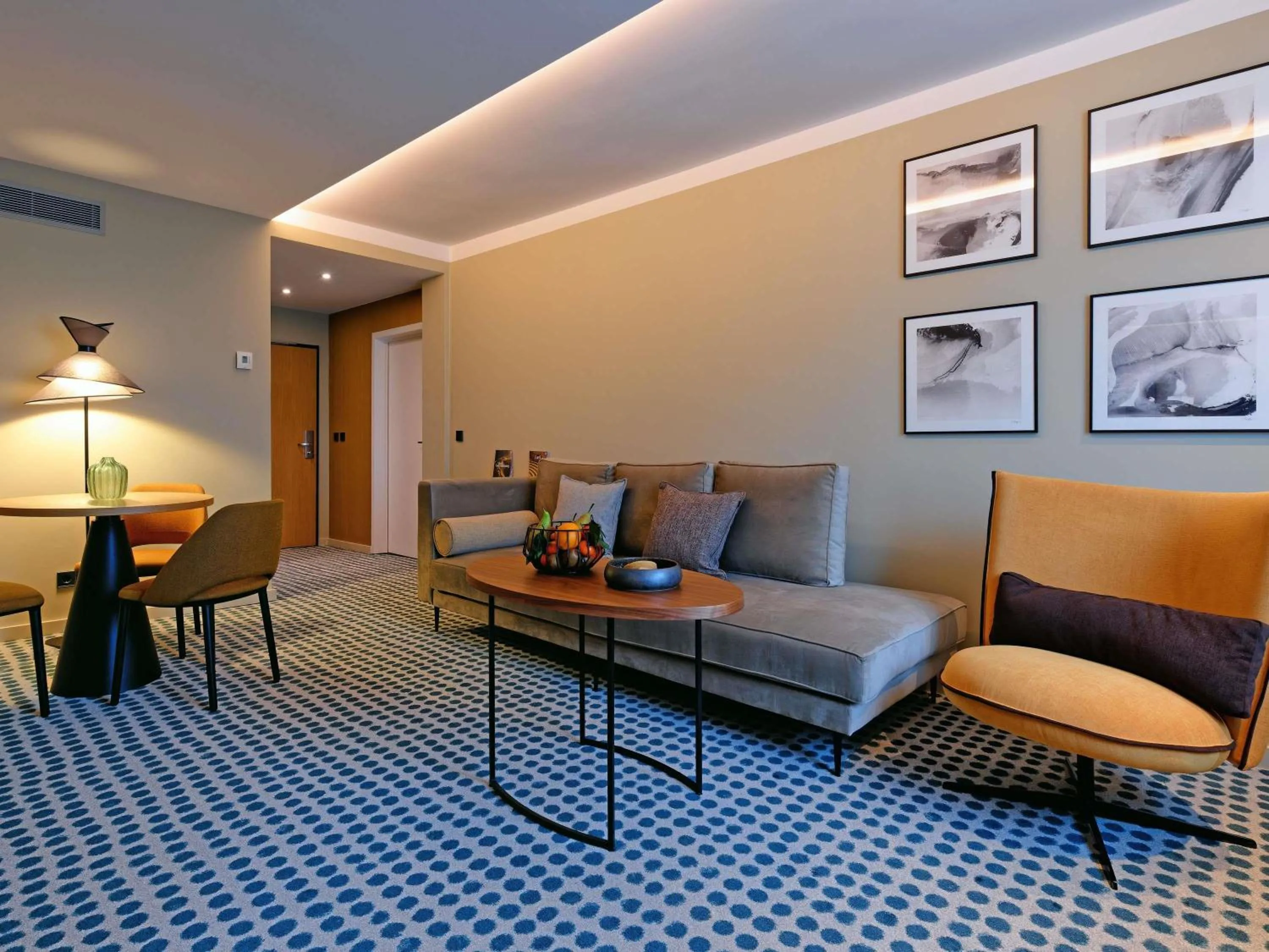 Photo of the whole room in Novotel Luxembourg Kirchberg