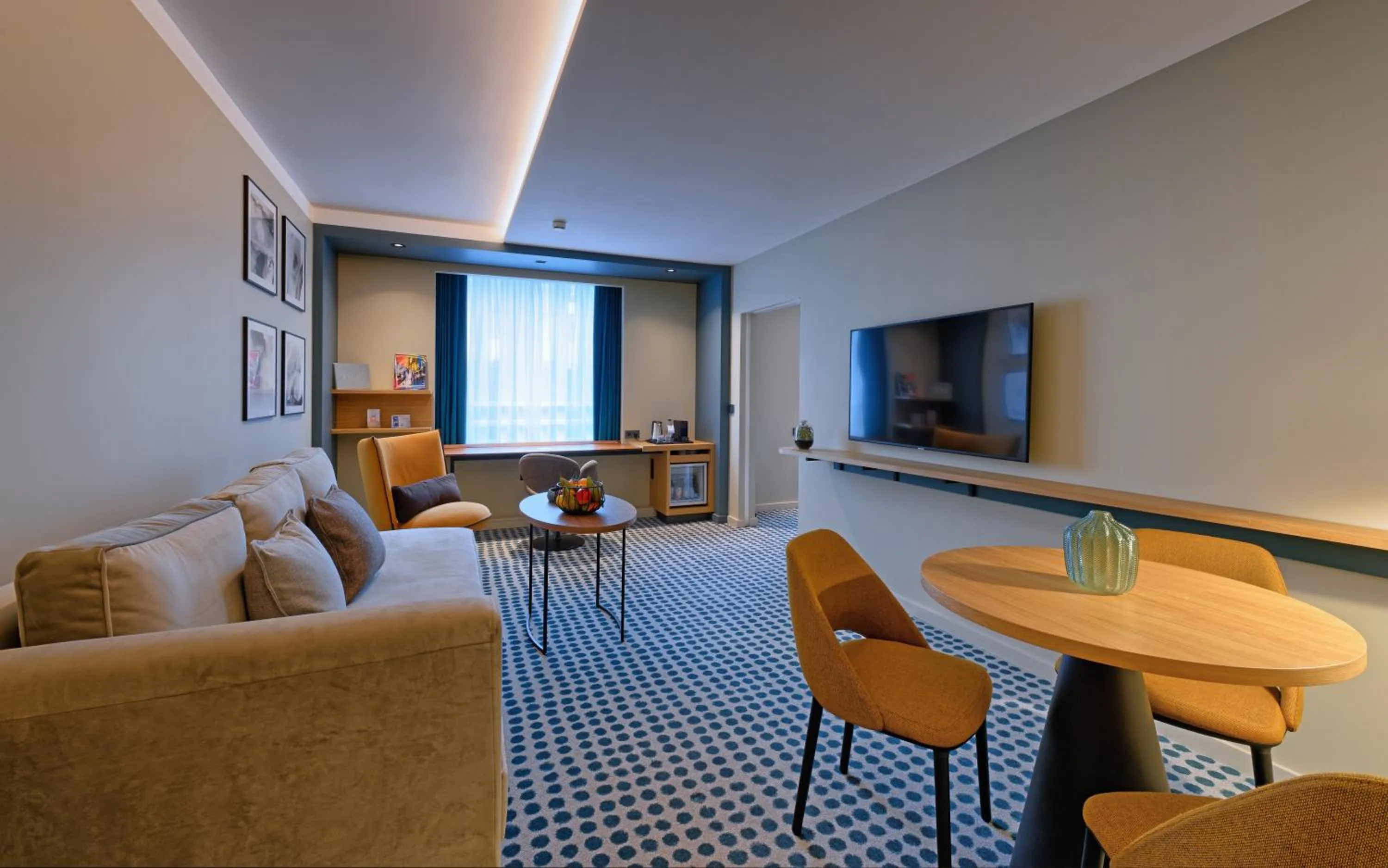 Communal lounge/ TV room in Novotel Luxembourg Kirchberg