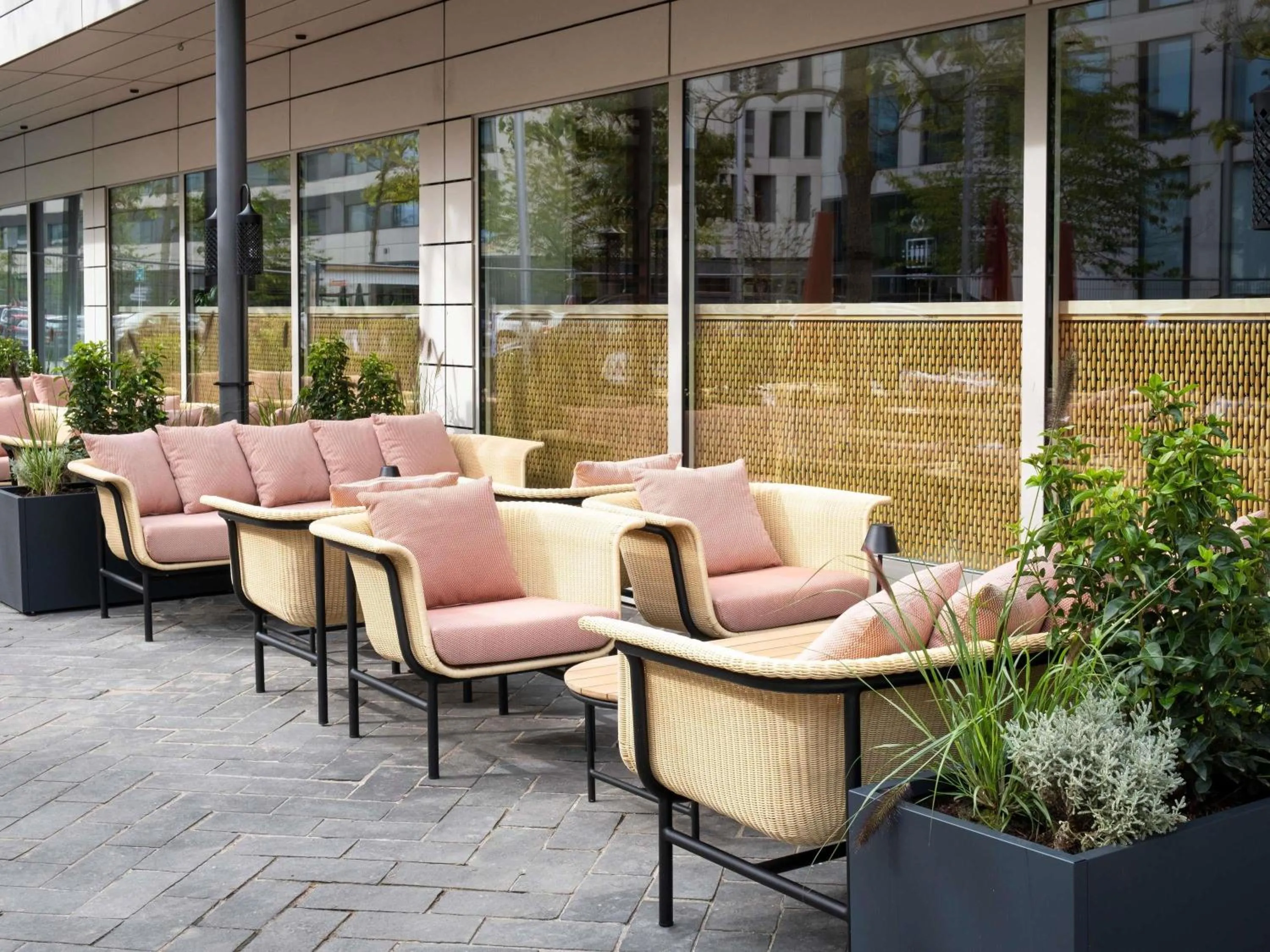 Restaurant/places to eat in Novotel Luxembourg Kirchberg