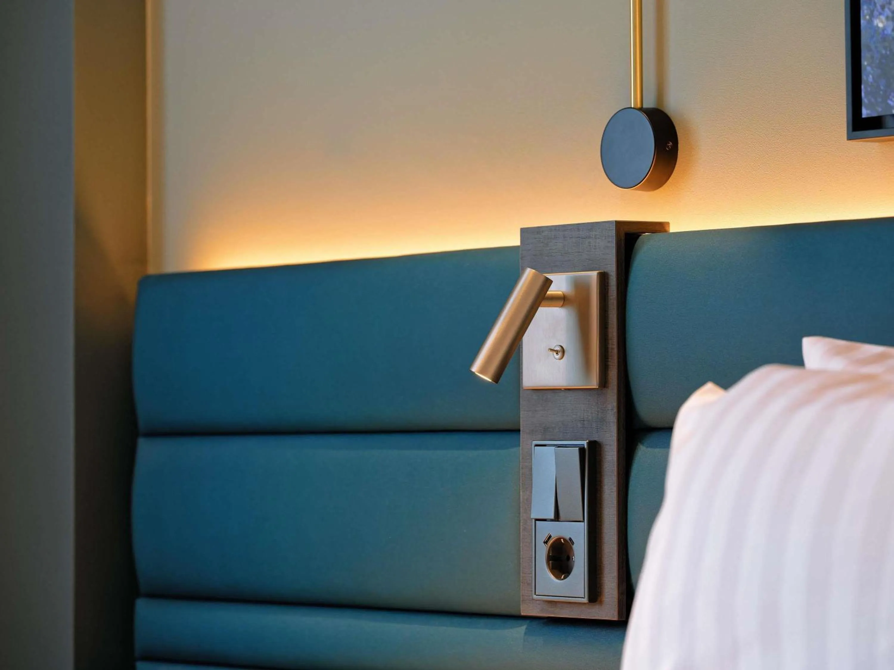 Bedroom, Bed in Novotel Luxembourg Kirchberg