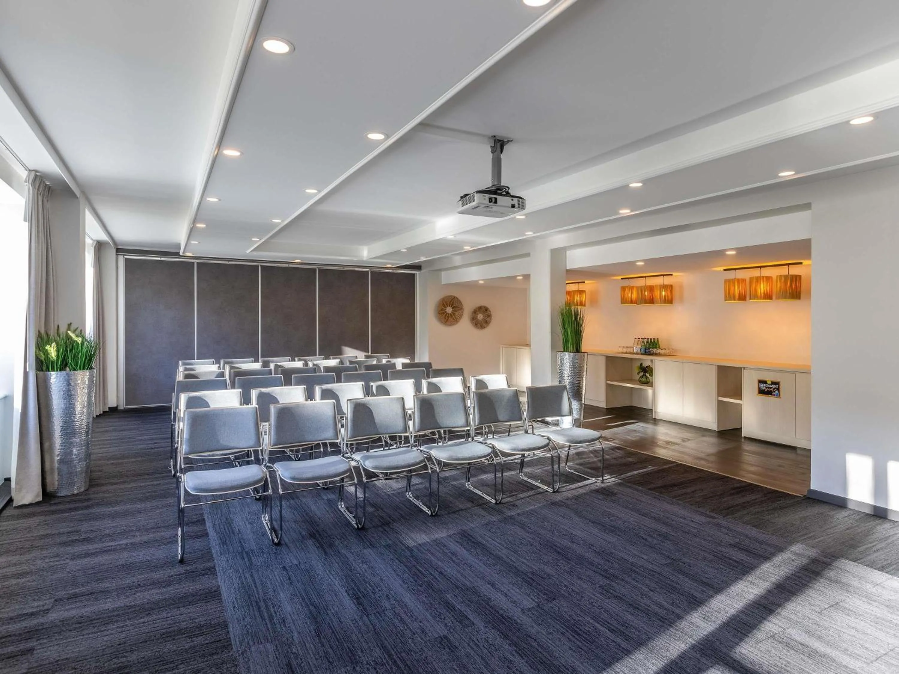 Meeting/conference room in Novotel Luxembourg Kirchberg