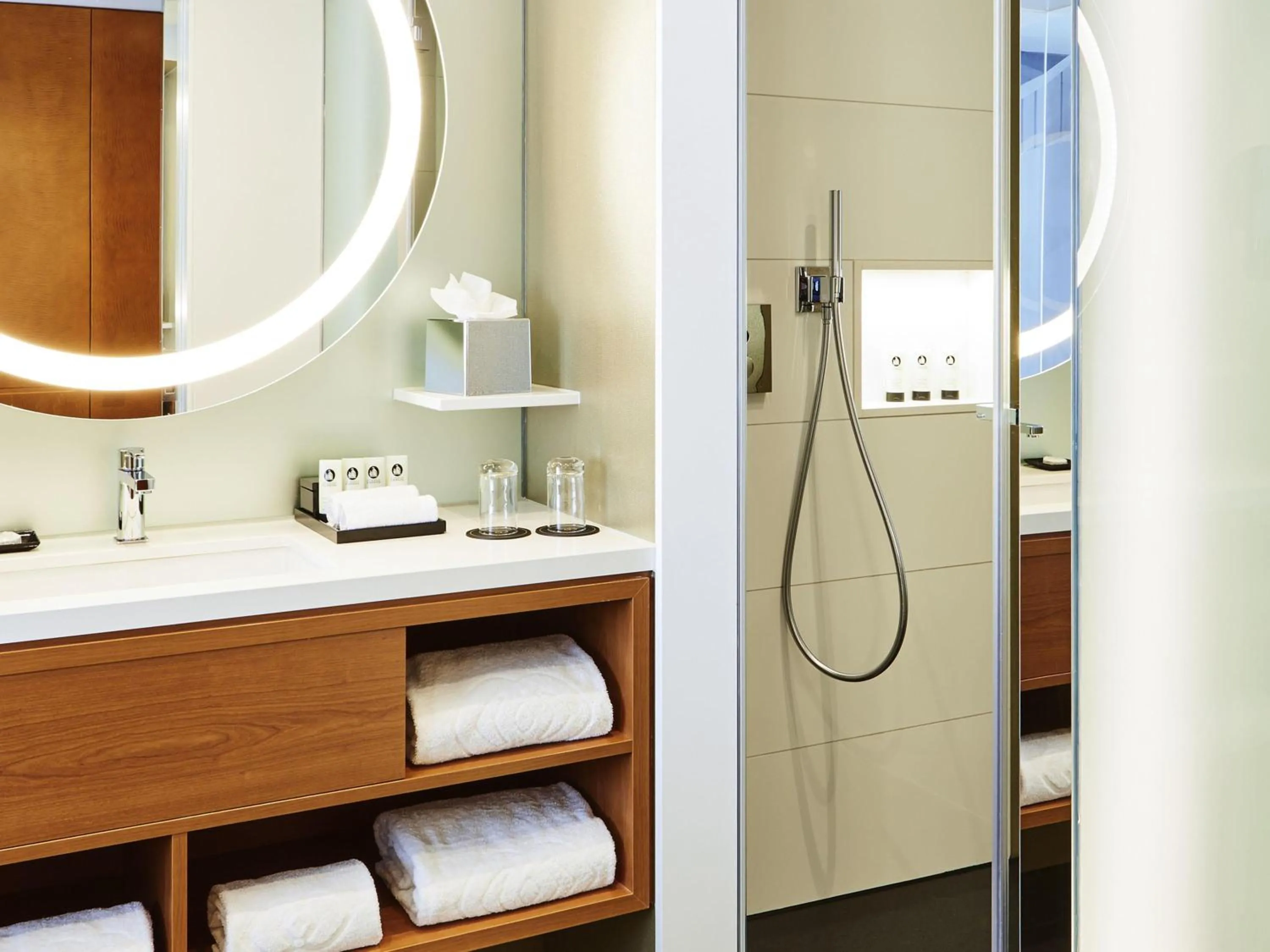 Bedroom in Sofitel Luxembourg Europe