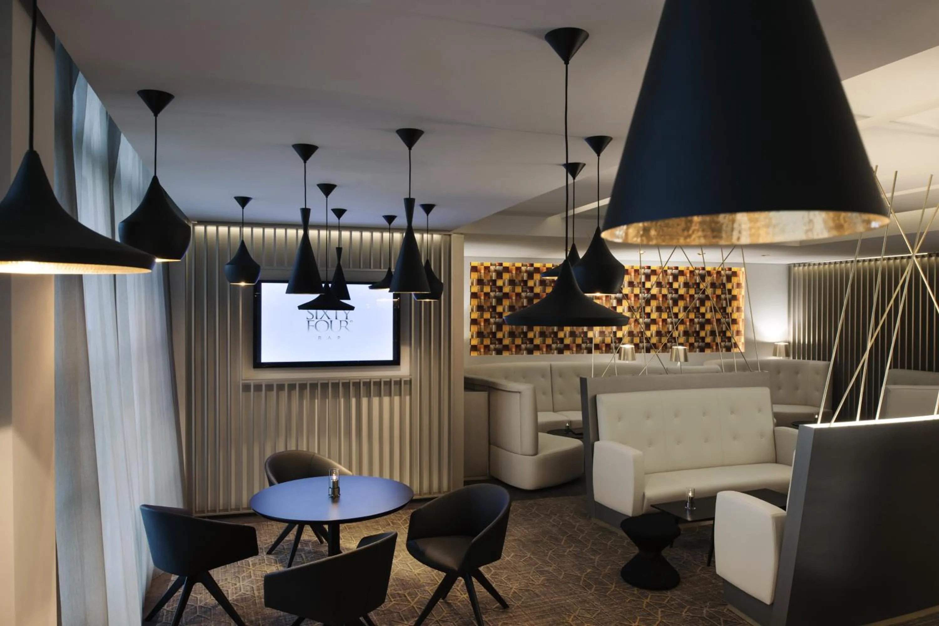 Lounge or bar in Sofitel Luxembourg Europe