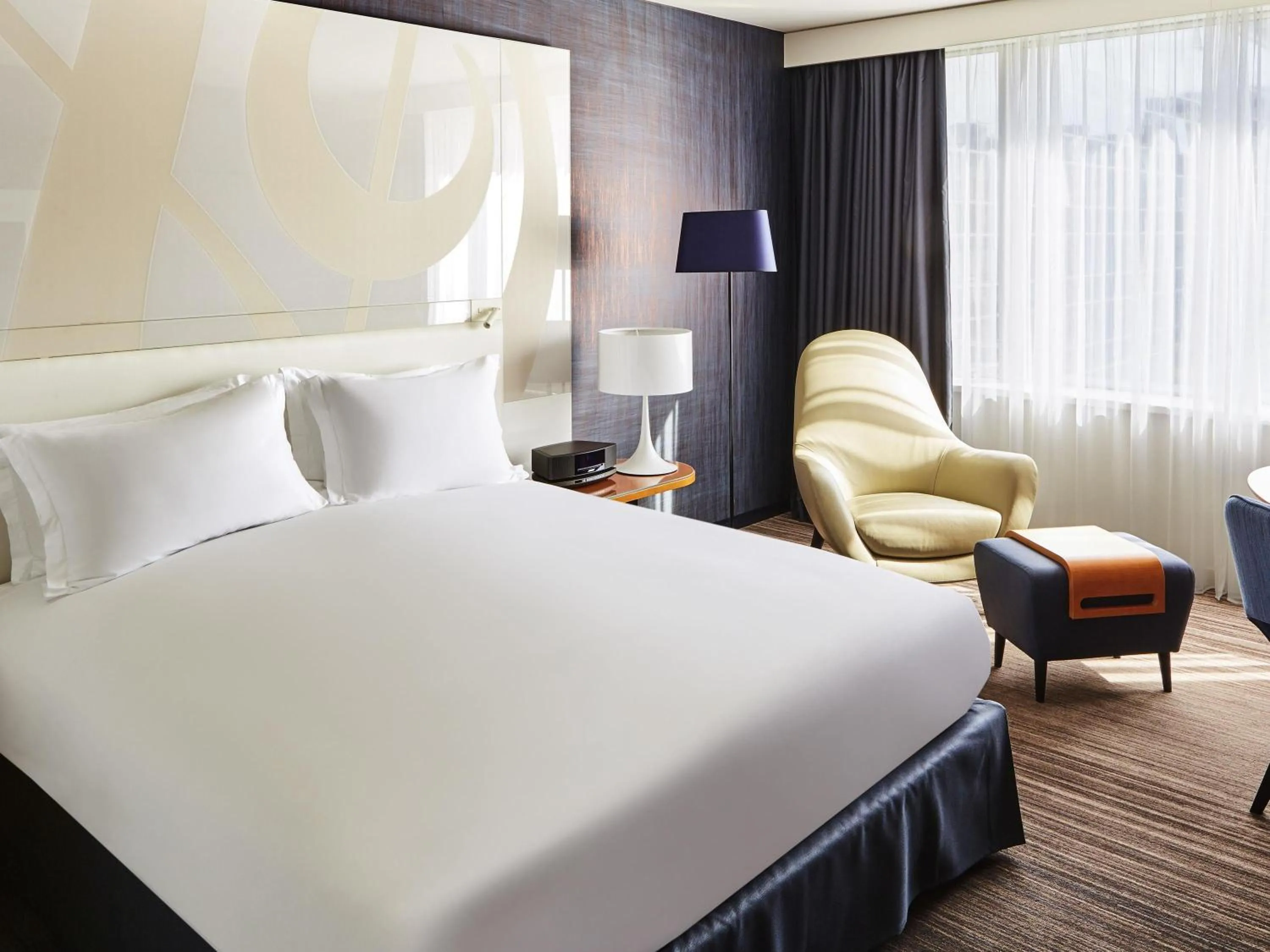 Bedroom, Bed in Sofitel Luxembourg Europe