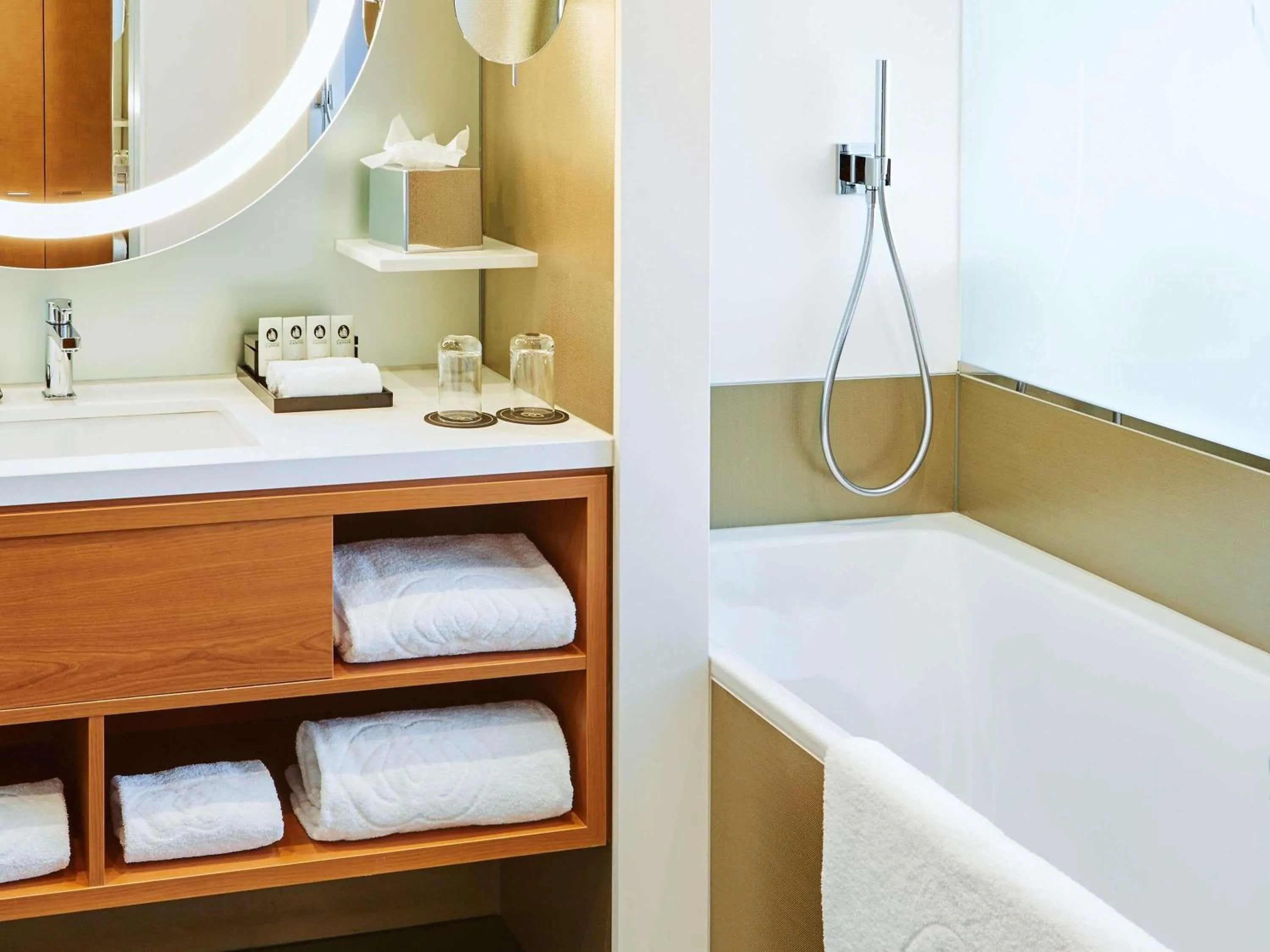 Bedroom in Sofitel Luxembourg Europe