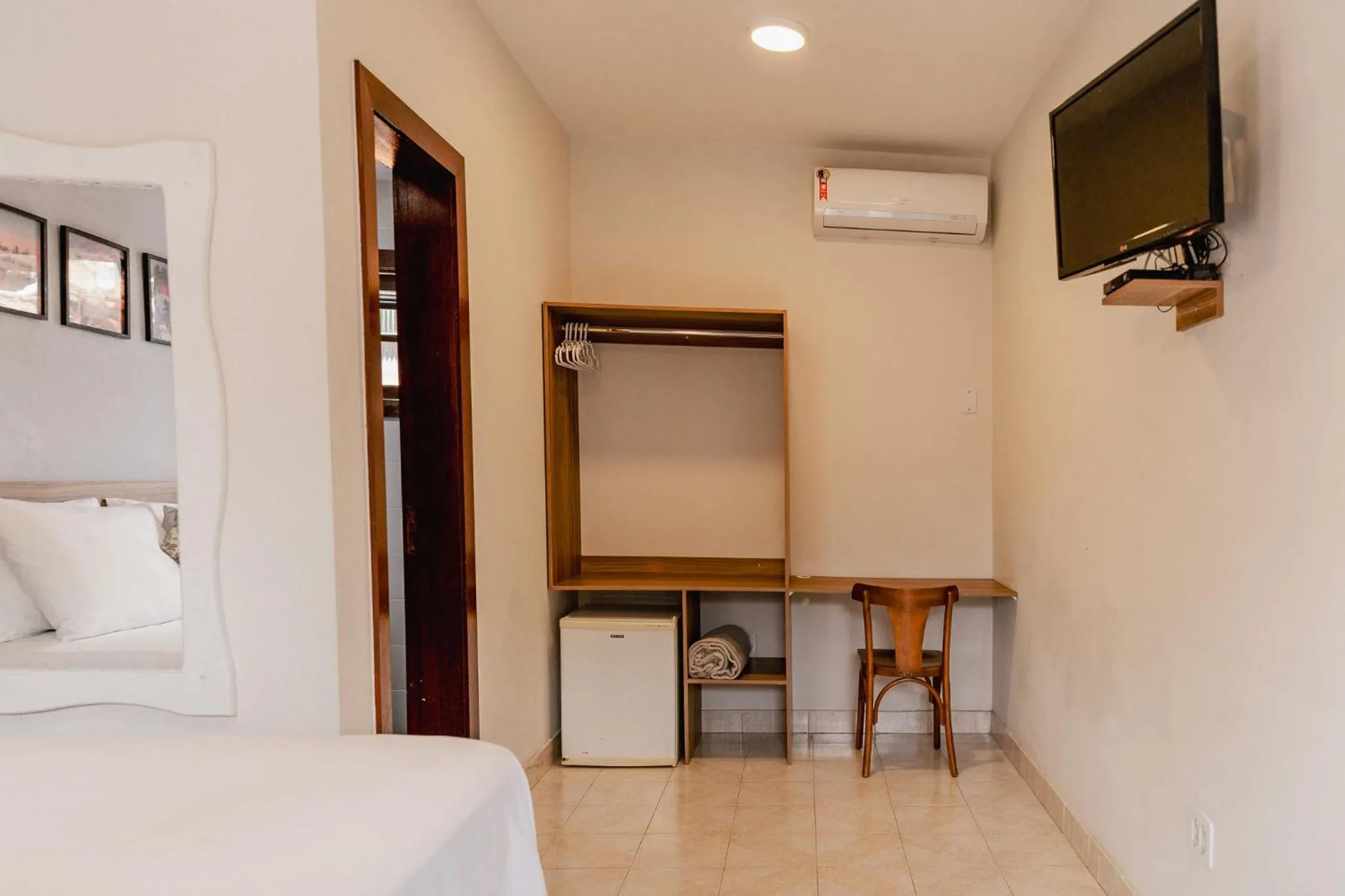 Bedroom, Bed in Pousada Algodão da Praia