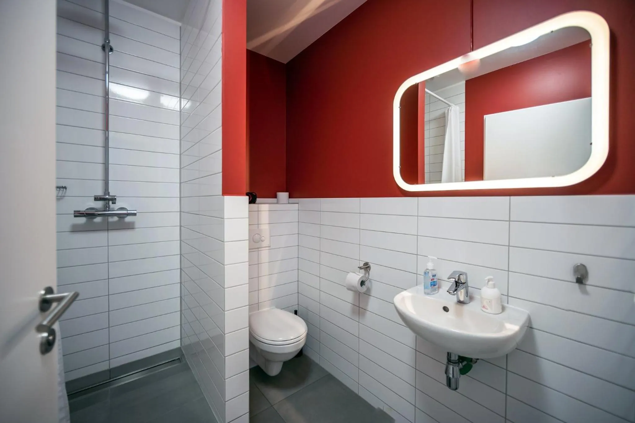 Bathroom in Midgard Base Camp