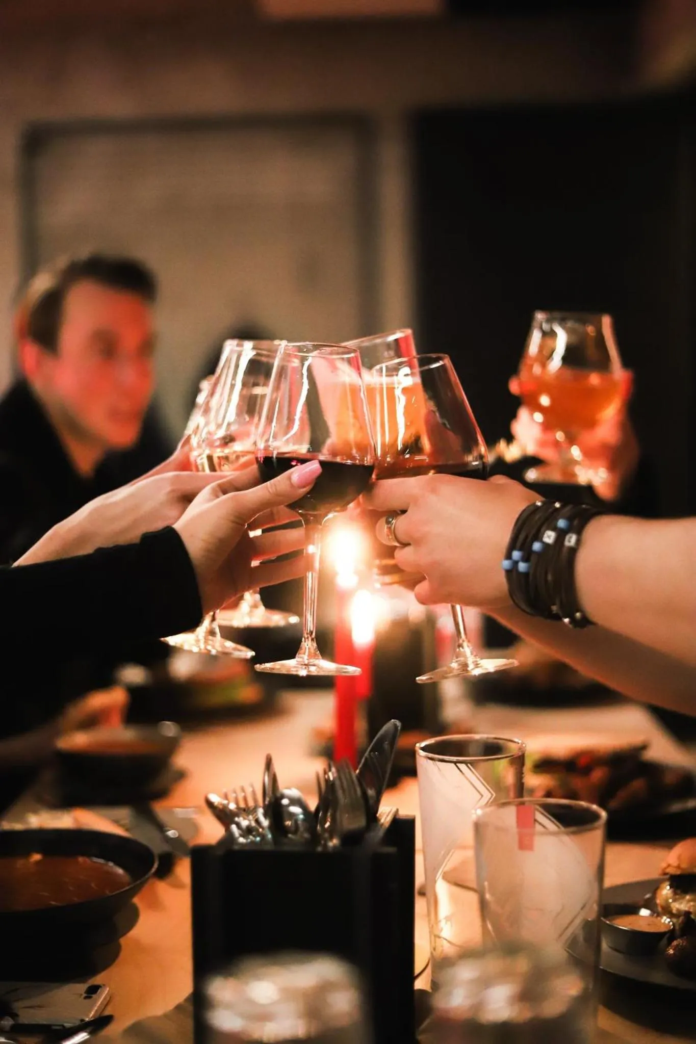 Restaurant/places to eat in Midgard Base Camp