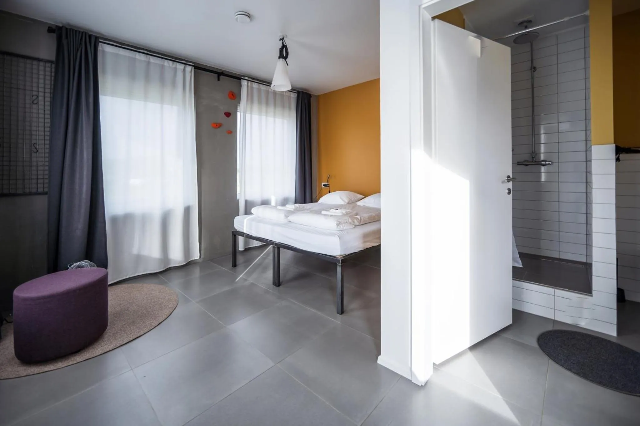 Bedroom, Bed in Midgard Base Camp