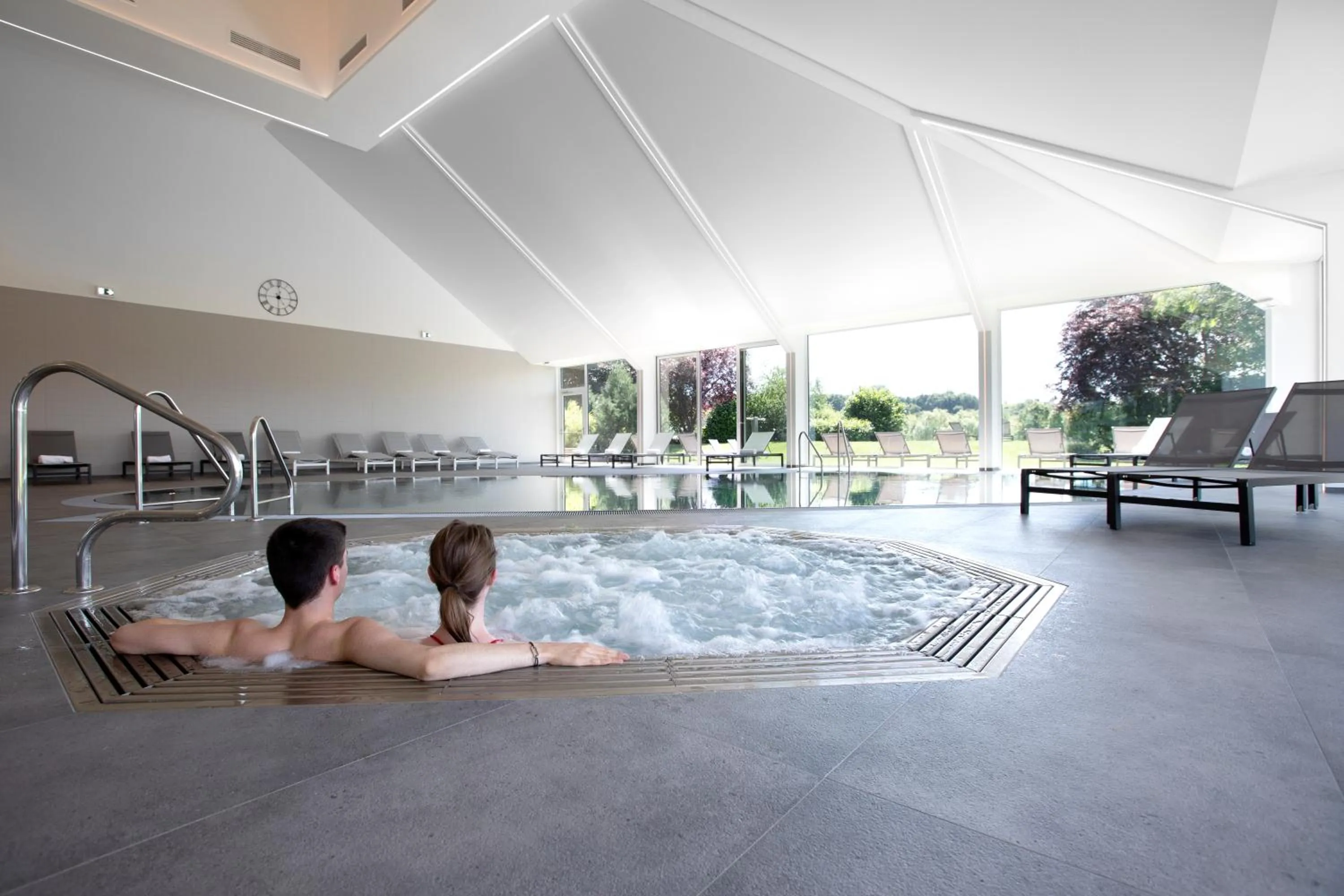 Swimming pool in Mercure Luxembourg Kikuoka Golf & Spa