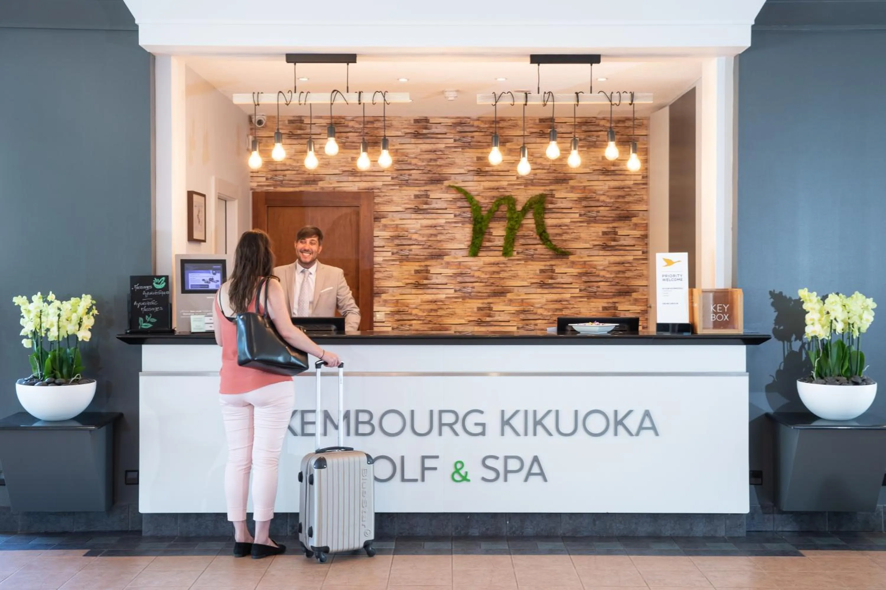 Lobby or reception in Mercure Luxembourg Kikuoka Golf & Spa