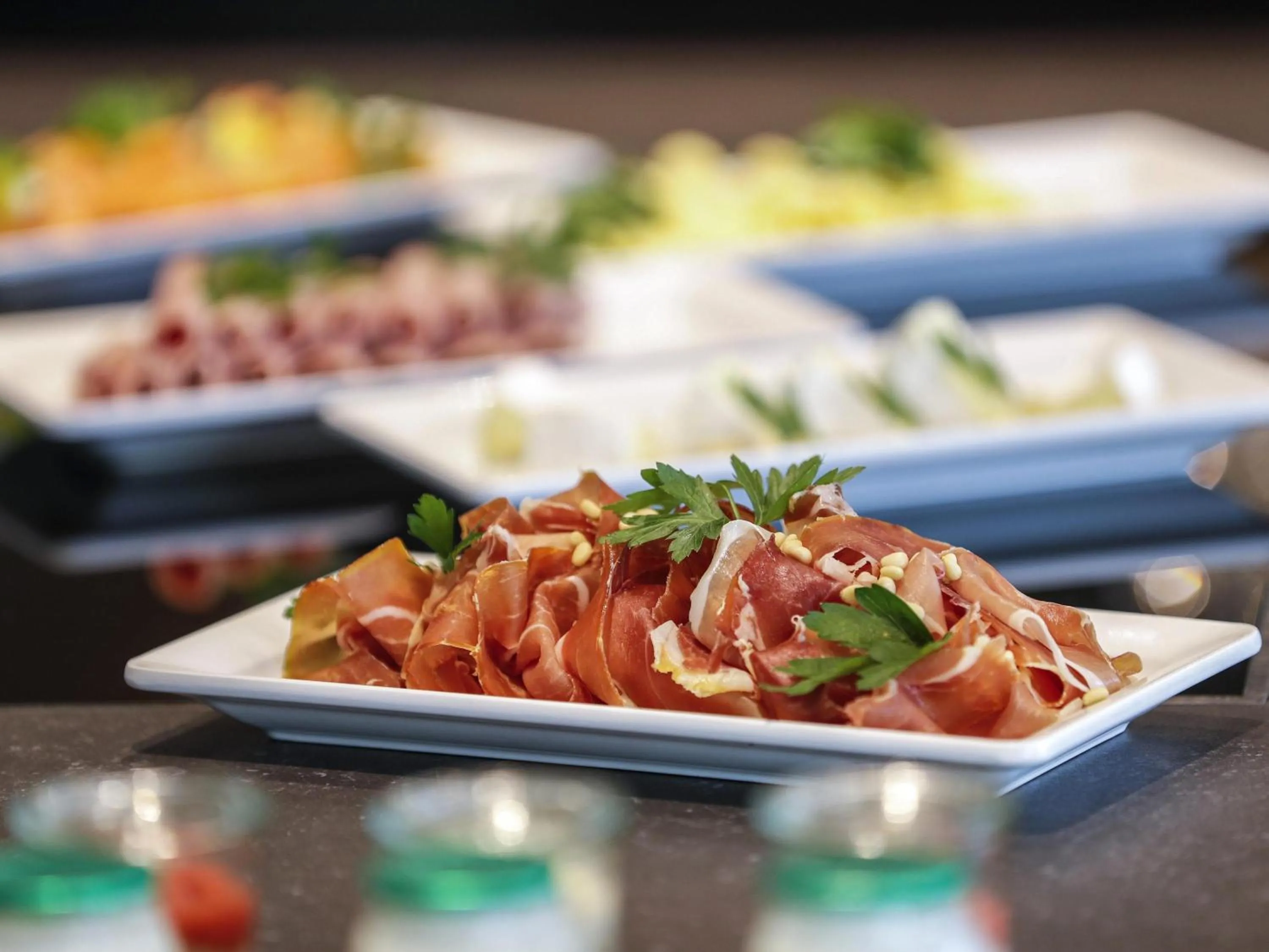 Breakfast in Mercure Luxembourg Kikuoka Golf & Spa