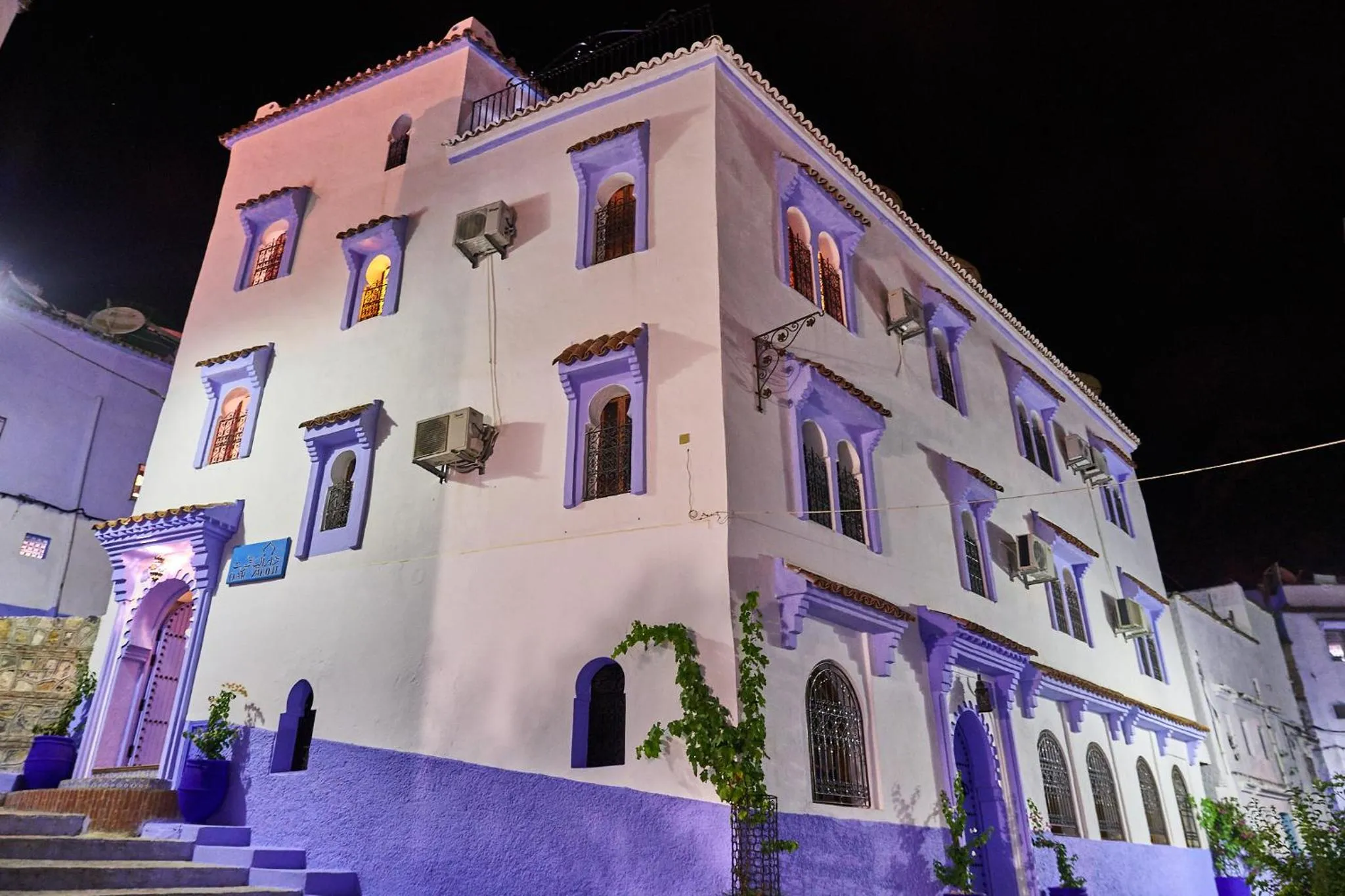 Property building in Dar Yakout