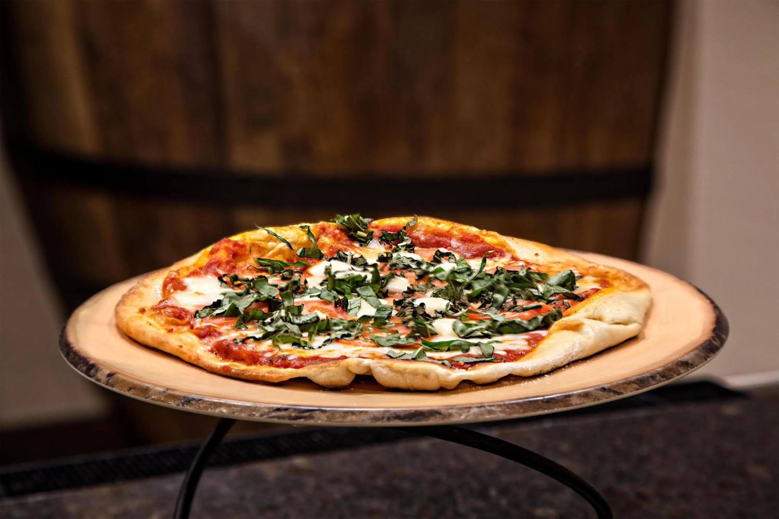 Lounge or bar in Black Fox Lodge Pigeon Forge, Tapestry Collection by Hilton