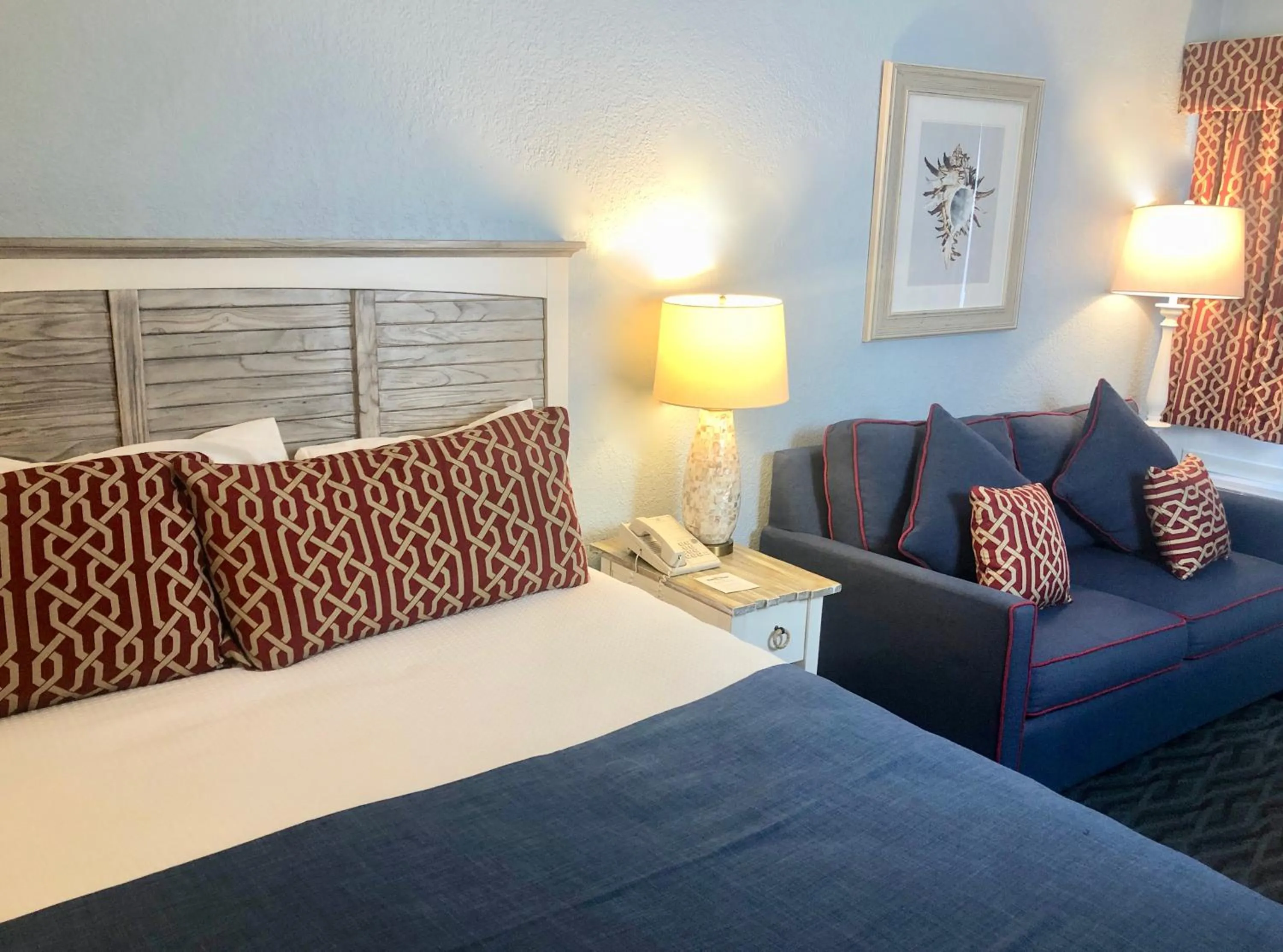 King Room with Pool View - Third Floor  in Beach View Hotel