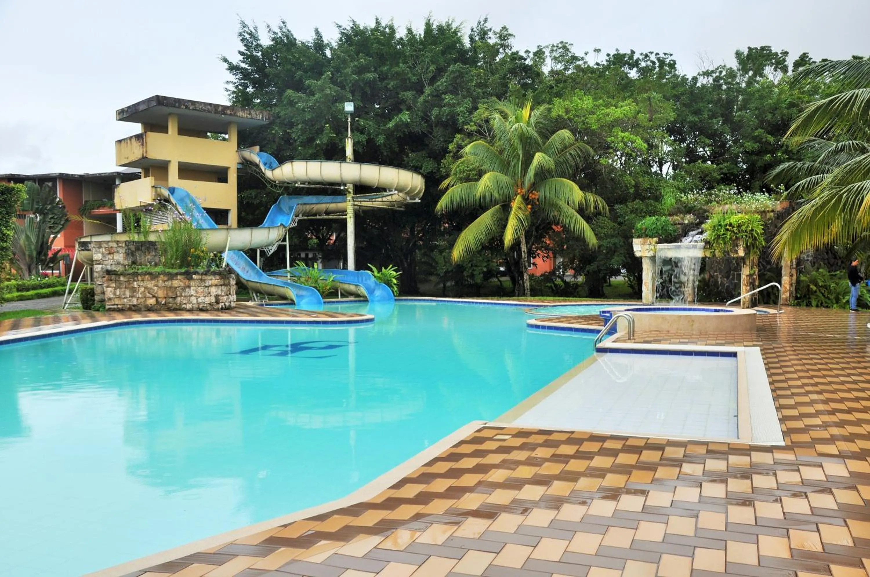Pool view in Gran Hotel De Lago - Lago Agrio
