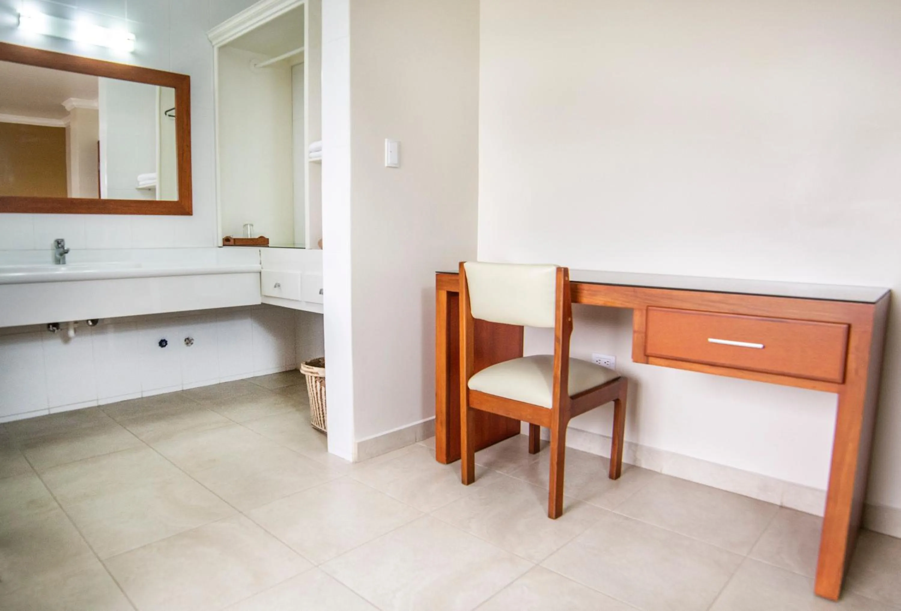 Bathroom in Gran Hotel De Lago - Lago Agrio