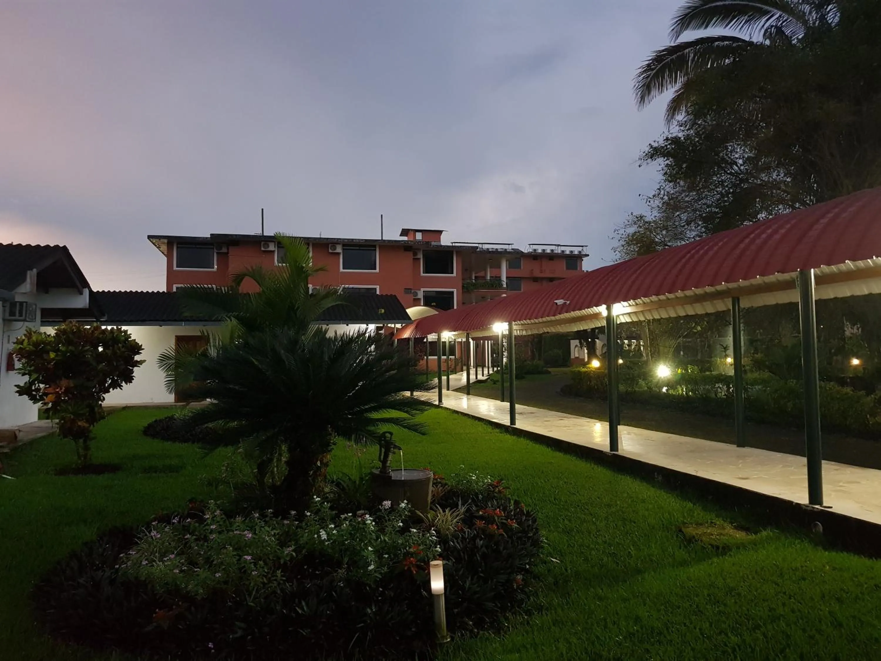 Garden view in Gran Hotel De Lago - Lago Agrio