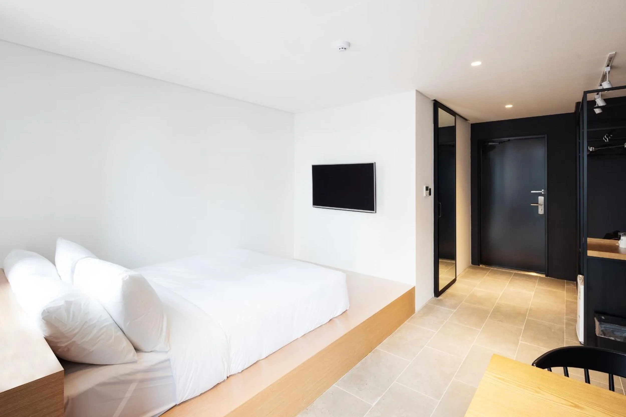 Bedroom, Bed in Boutique Hotel BomBom