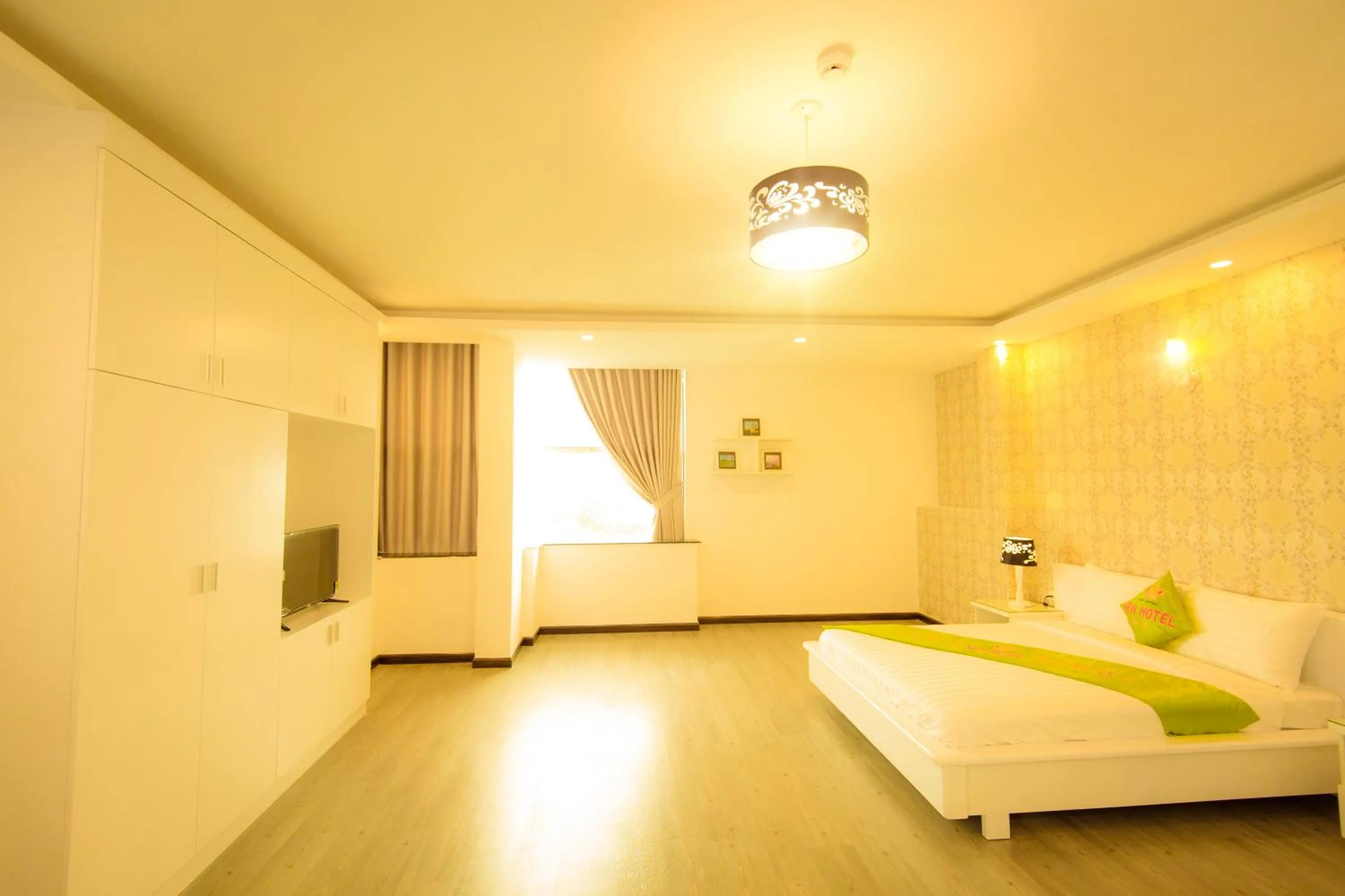 Bed in New Hotel & Apartment