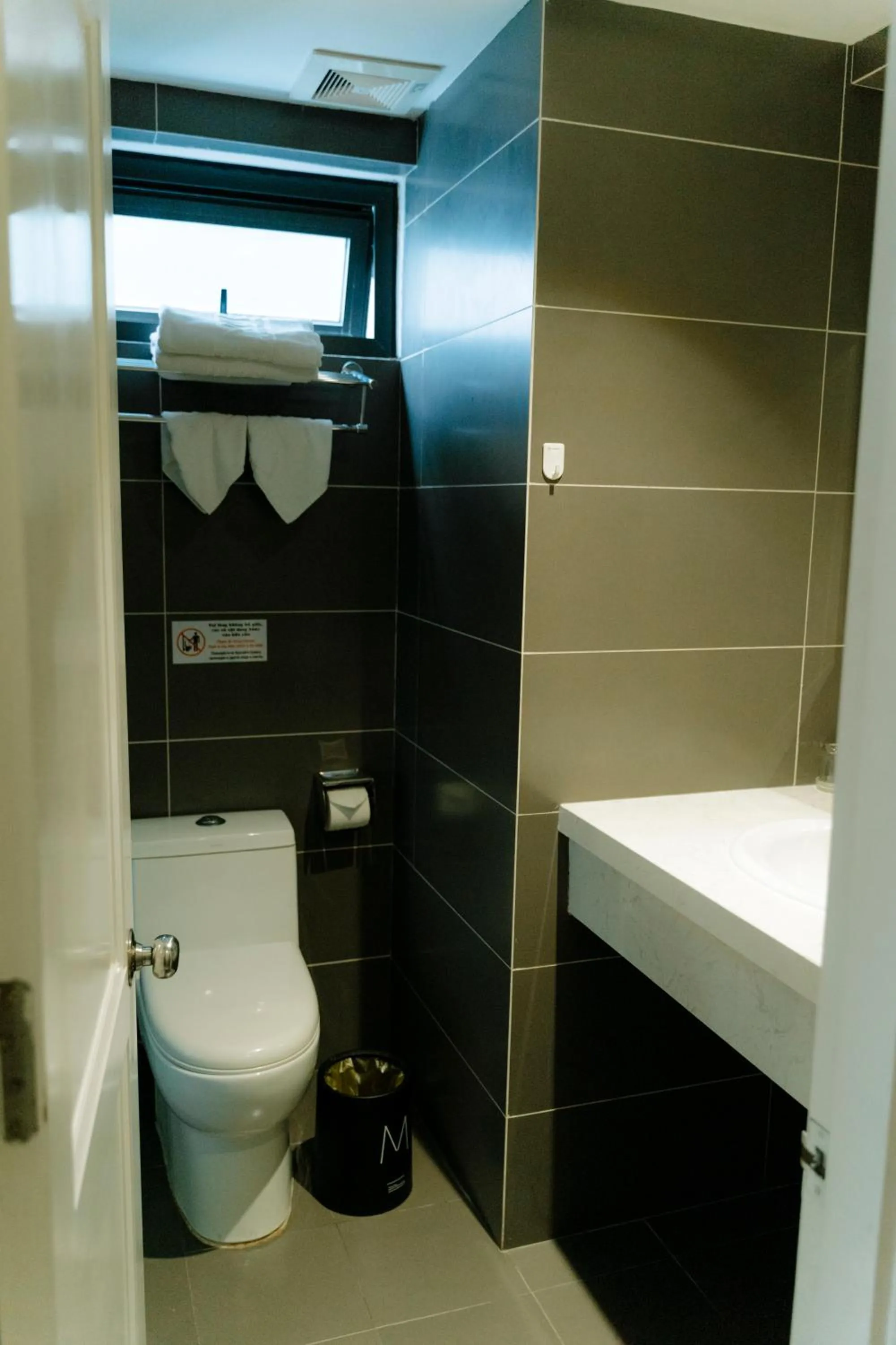 Shower in Venue Hotel Nha Trang Beach