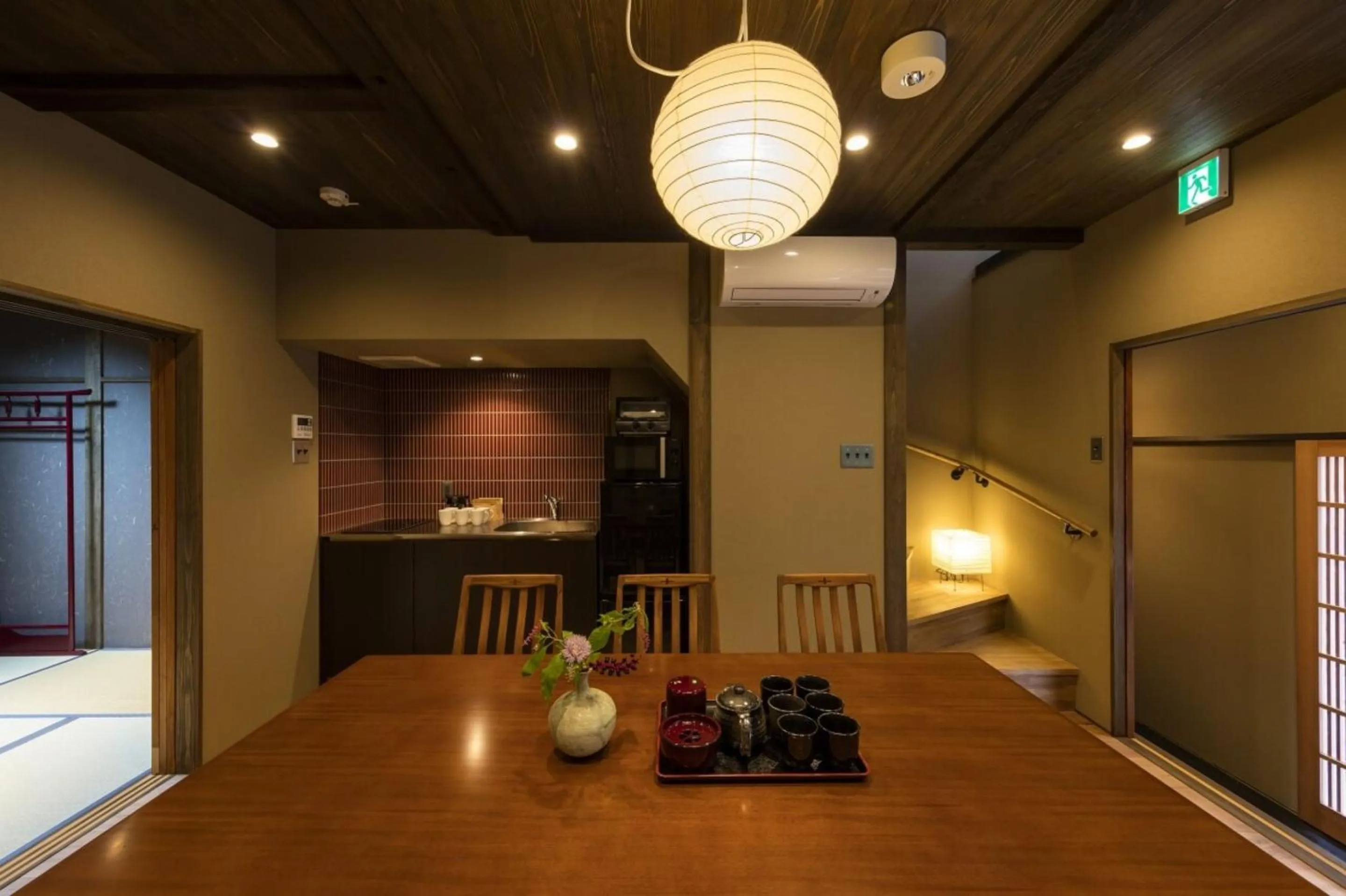 Kitchen or kitchenette in Gion Minami Banka Machiya House