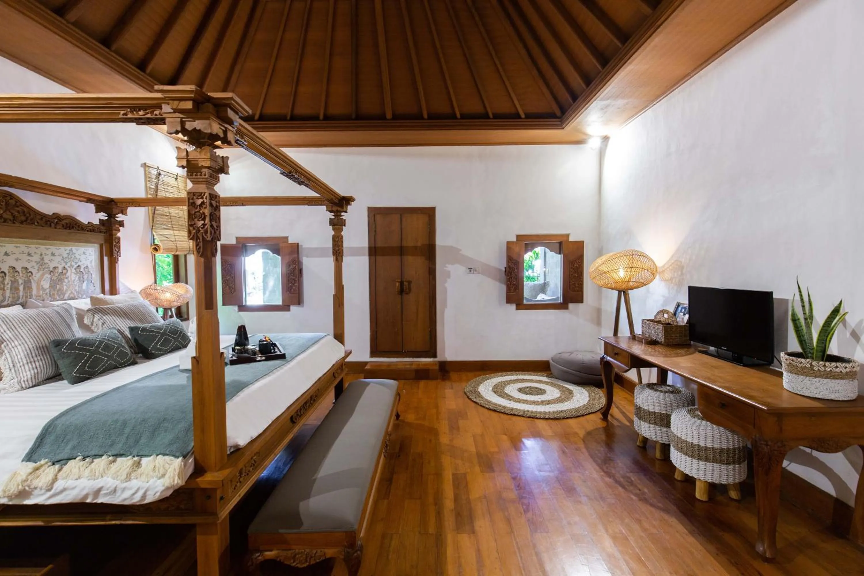 Photo of the whole room, Bed in Vision Villa Resort