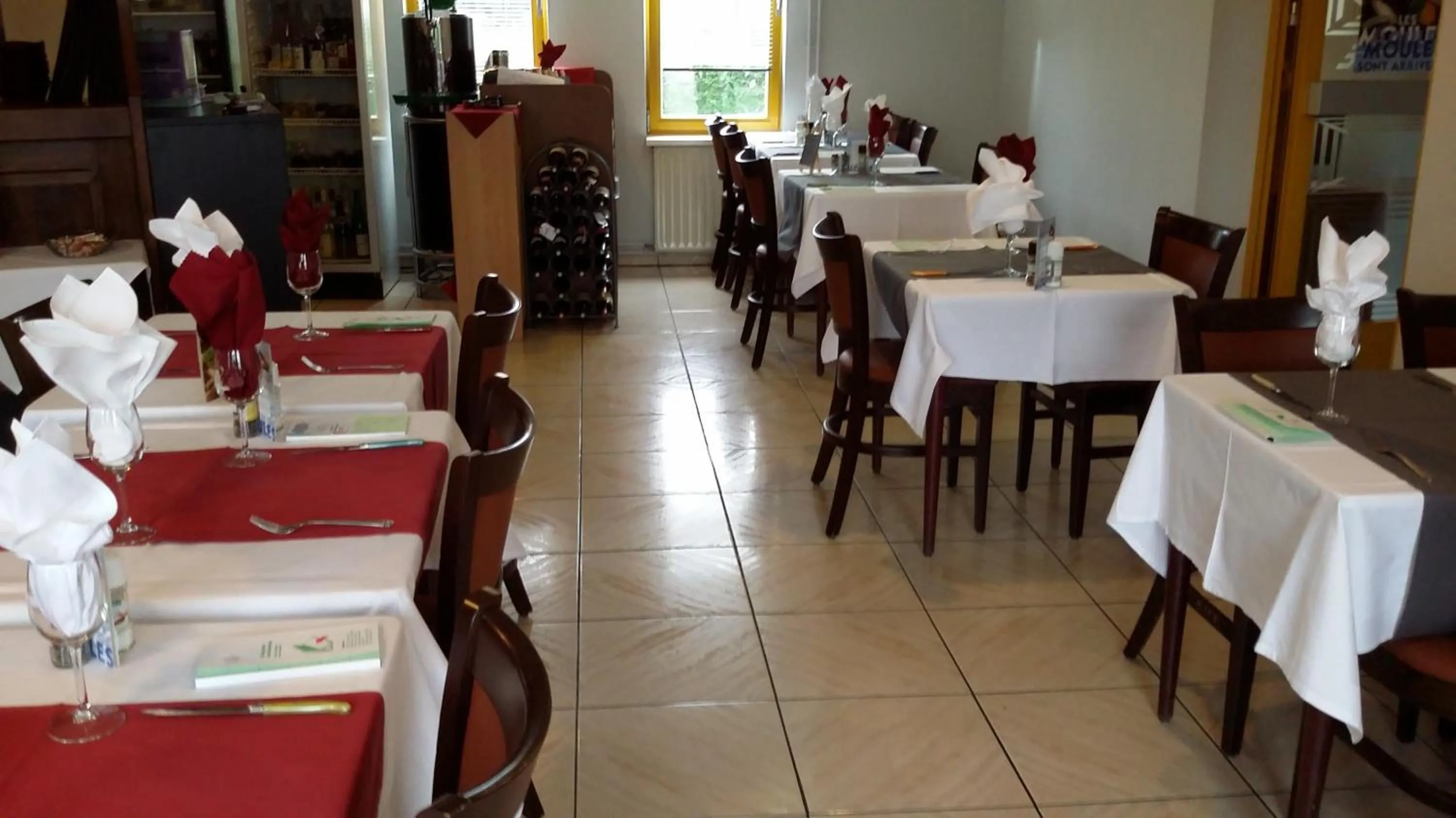 Restaurant/places to eat in Hotel de Foetz