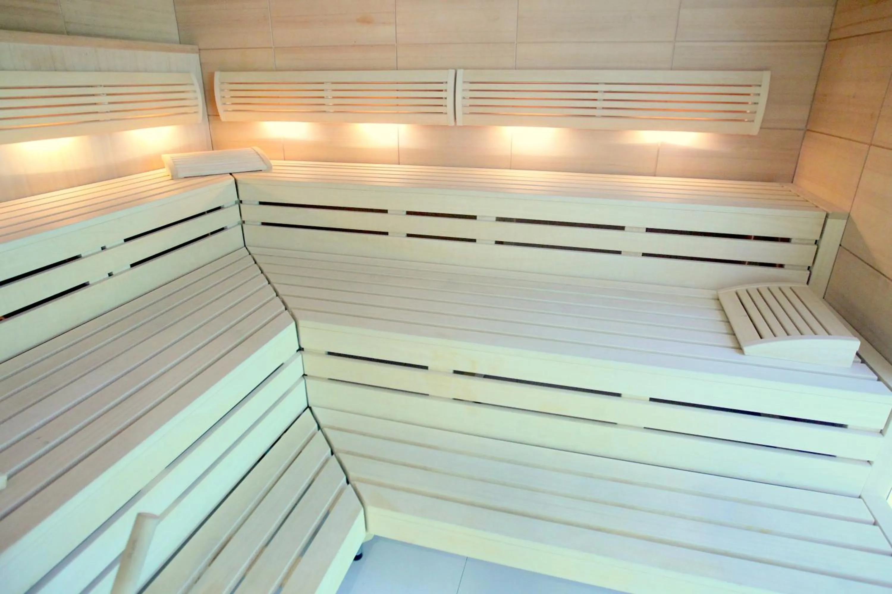 Sauna in Parc Hotel Alvisse