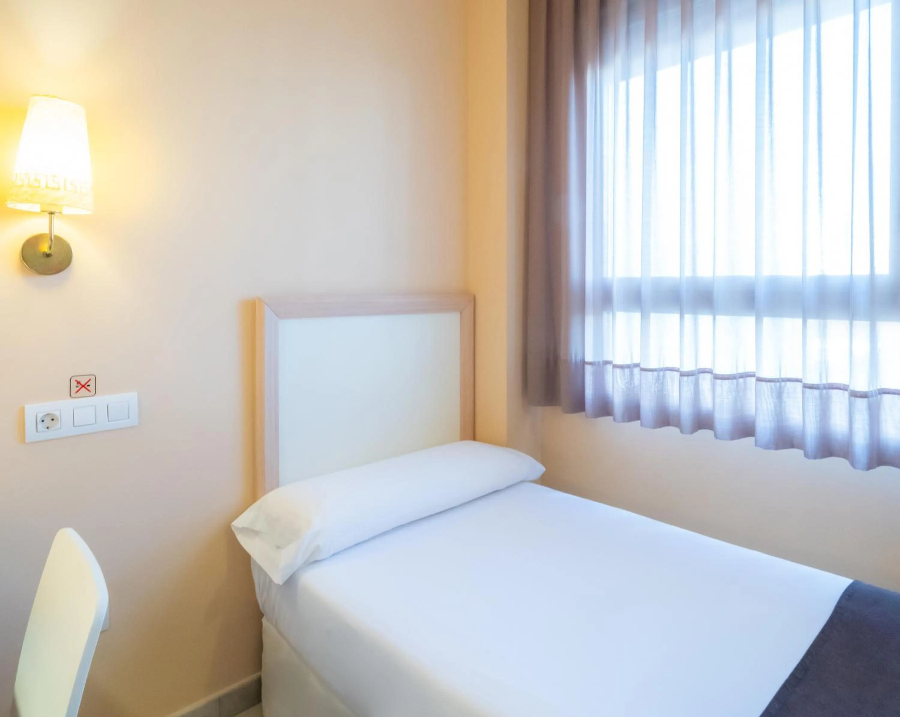 Photo of the whole room, Bed in La City Mercado