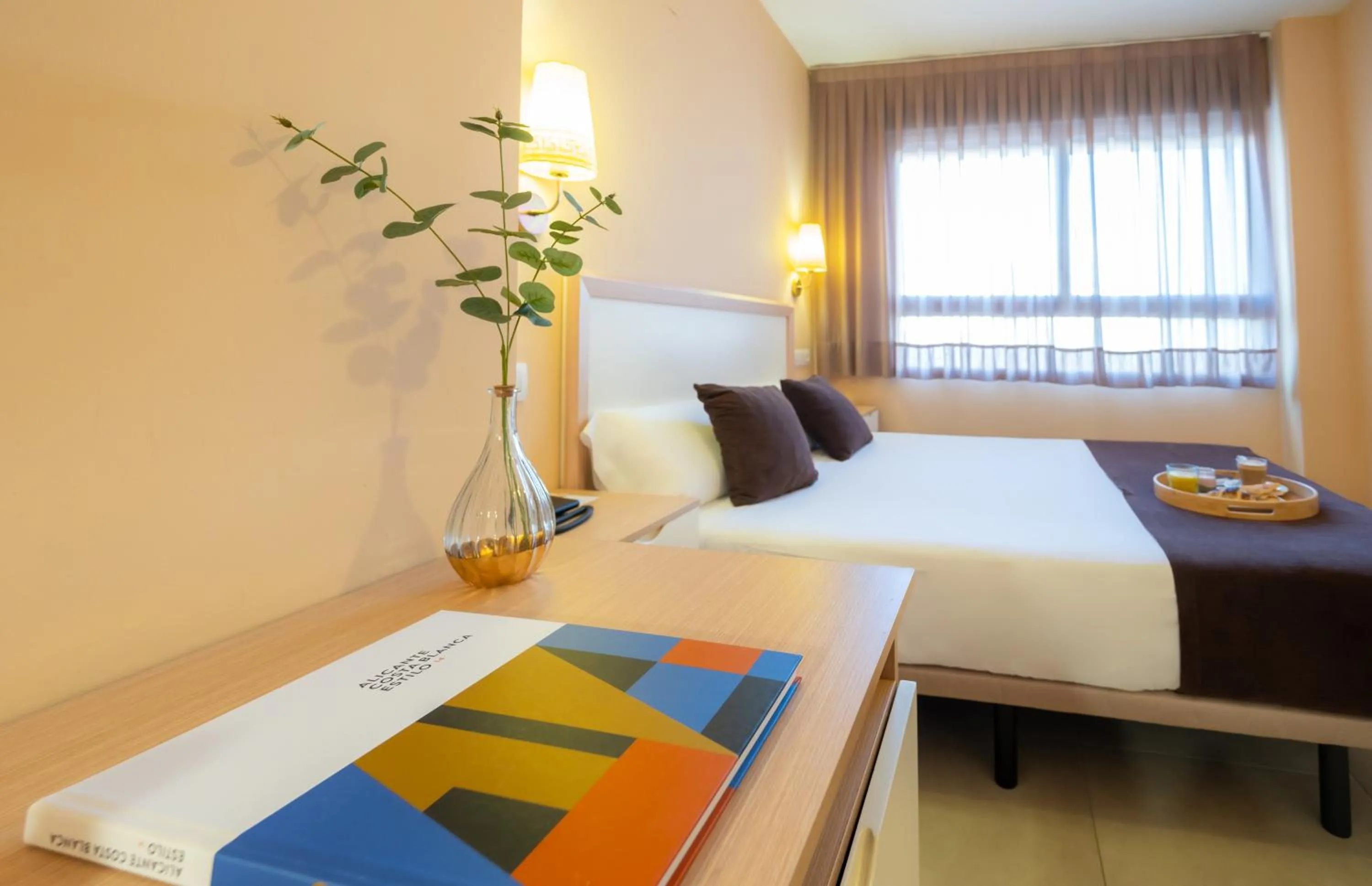 Photo of the whole room, Bed in La City Mercado