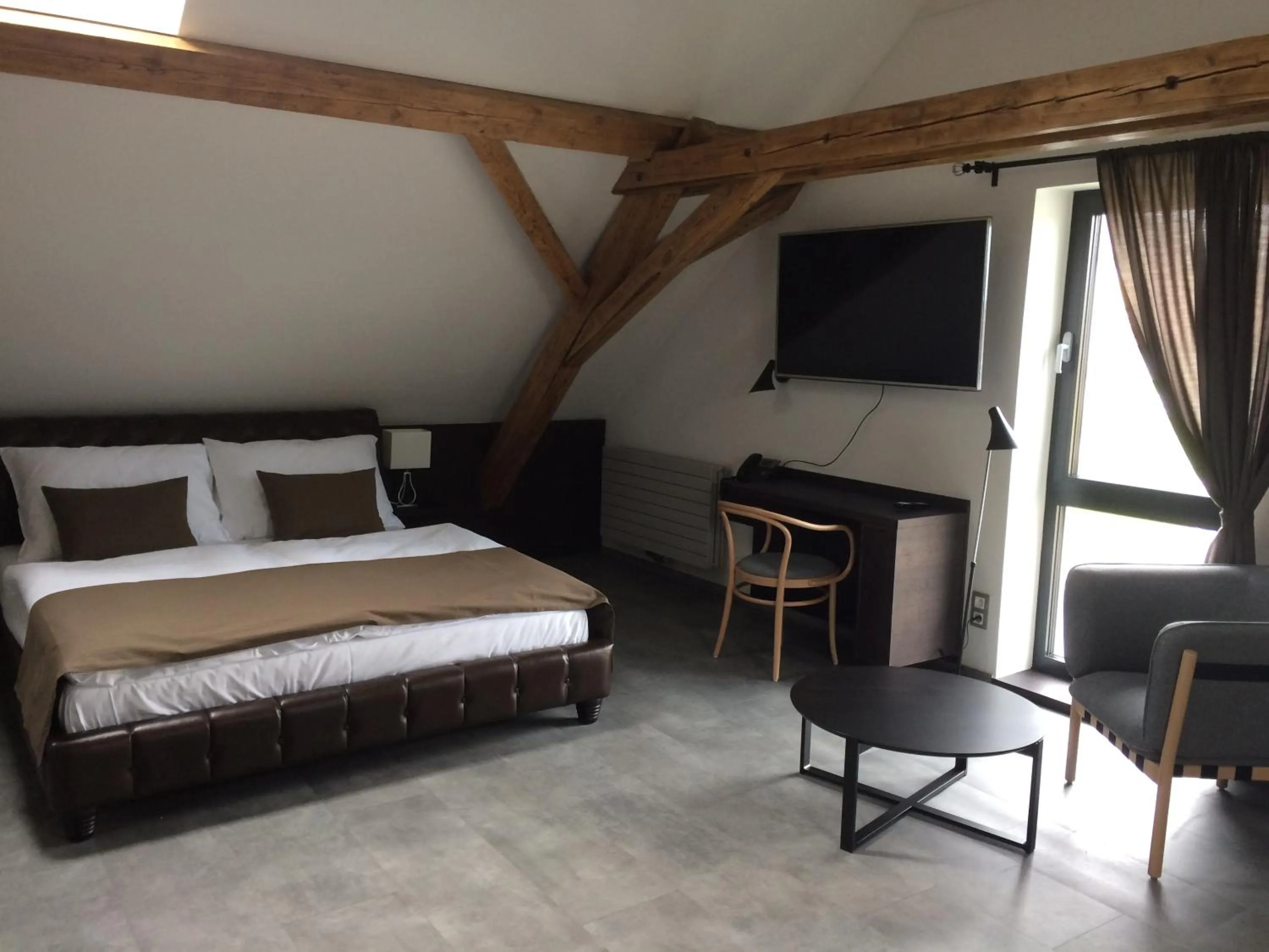 Photo of the whole room, Bed in Hotel Panství Dlouhá Lhota