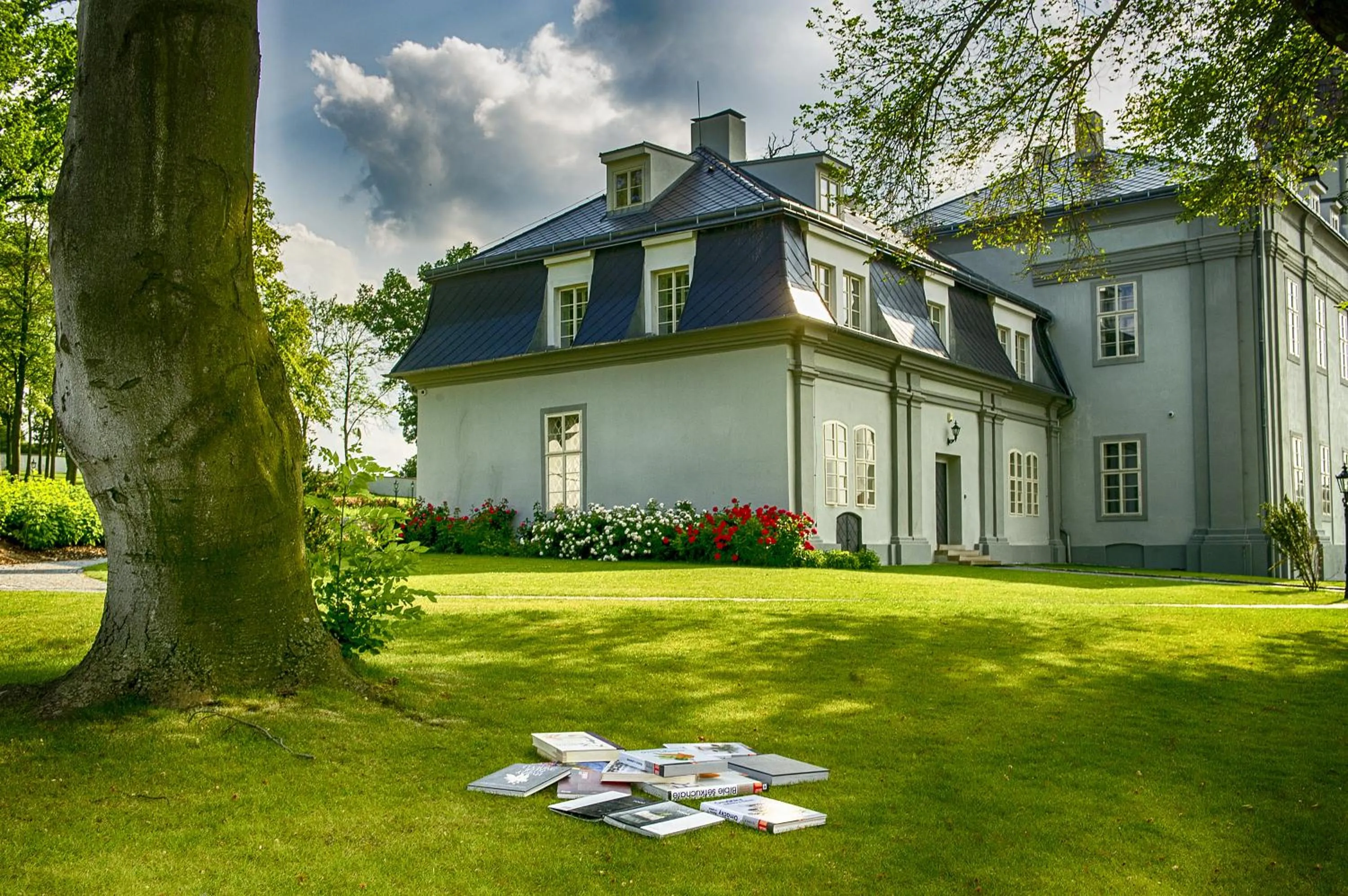 Property building in Hotel Panství Dlouhá Lhota