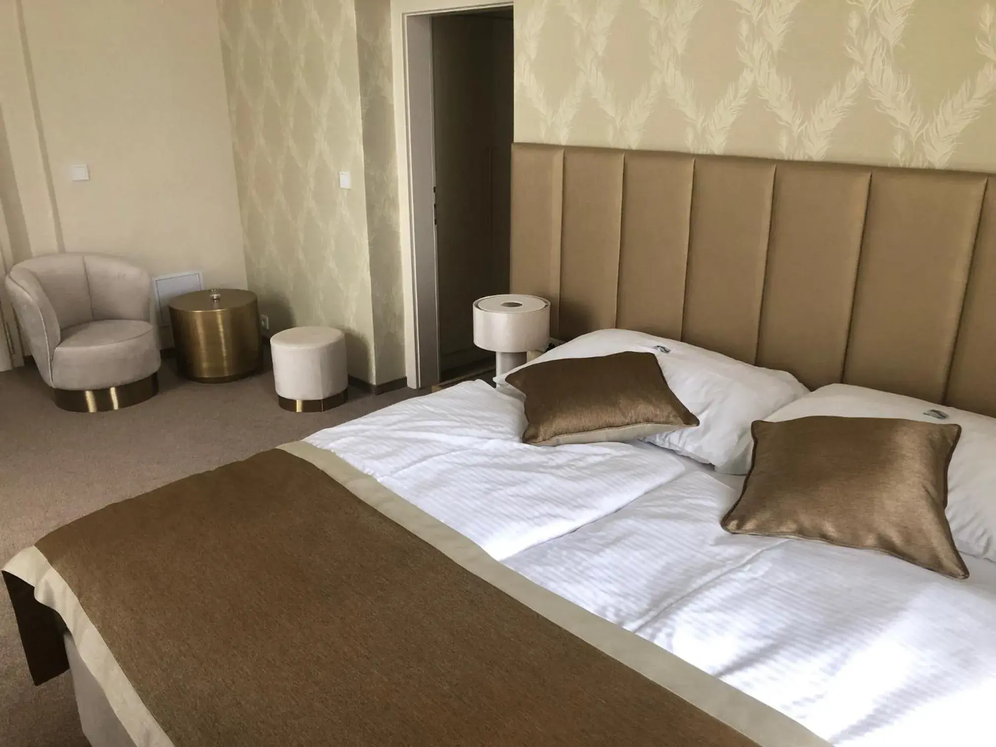 Deluxe Family Suite in Hotel Panství Dlouhá Lhota Deluxe Family Suite in Hotel Panství Dlouhá Lhota