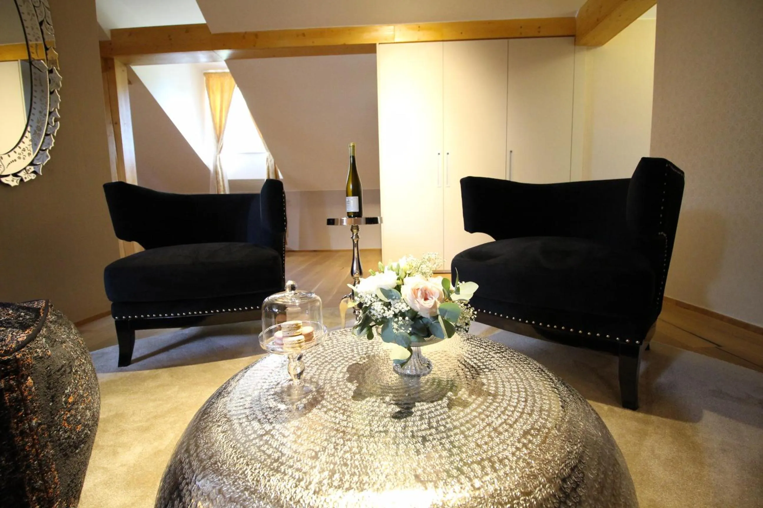 Seating area in Hotel Panství Dlouhá Lhota