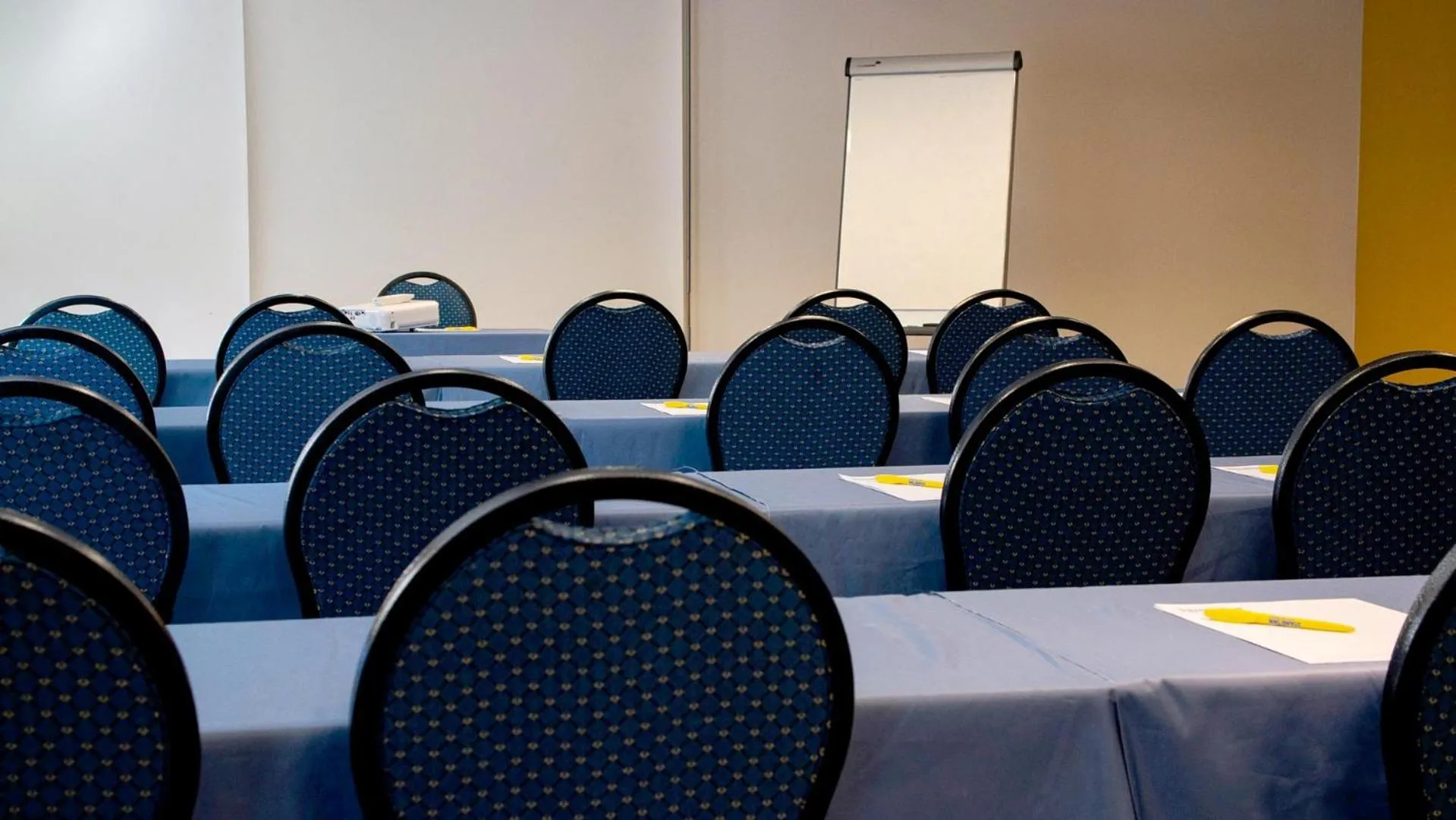 Meeting/conference room in Hotel-Restaurant Stand'Inn