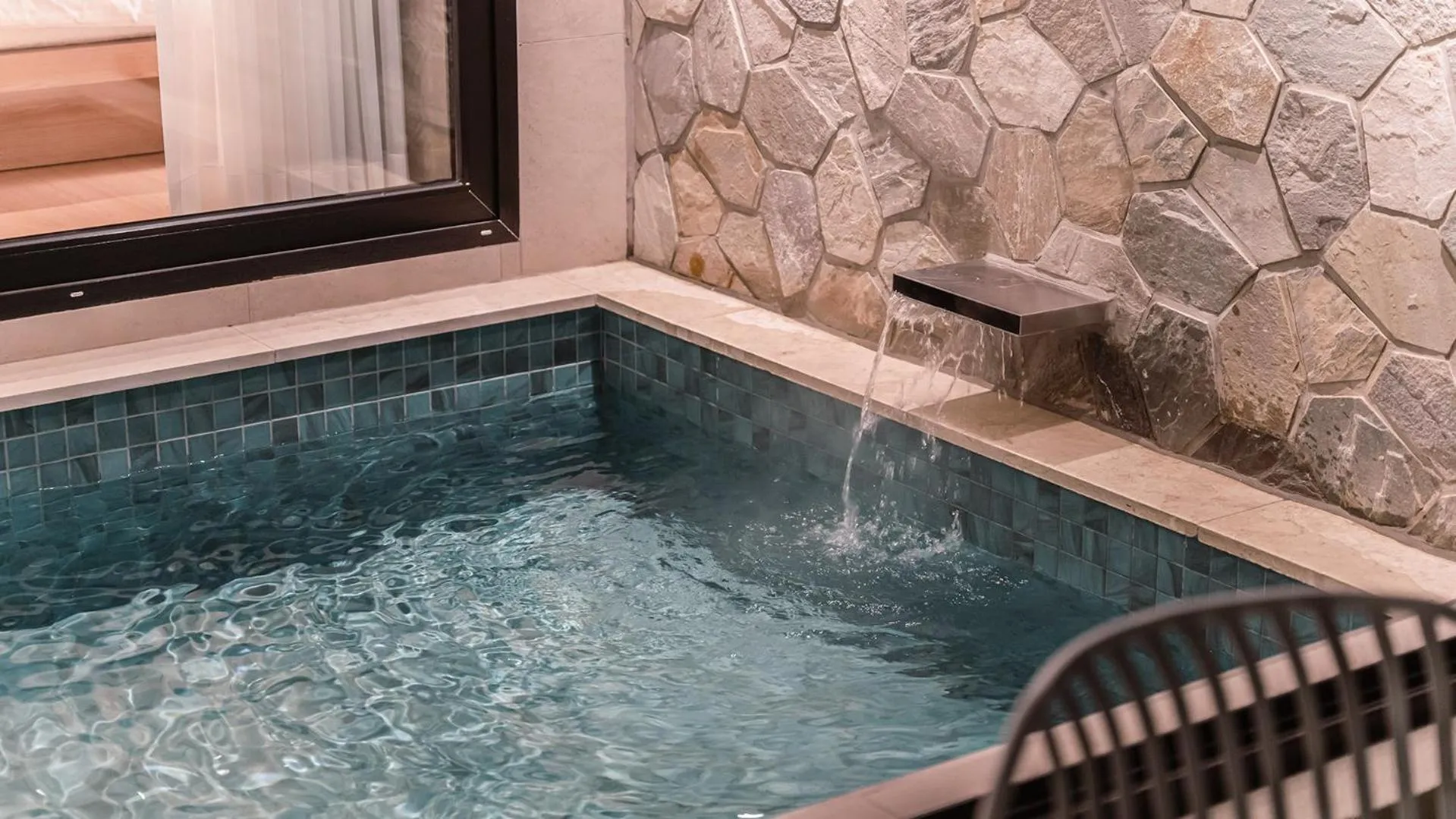 Swimming pool in Bomun World Pension