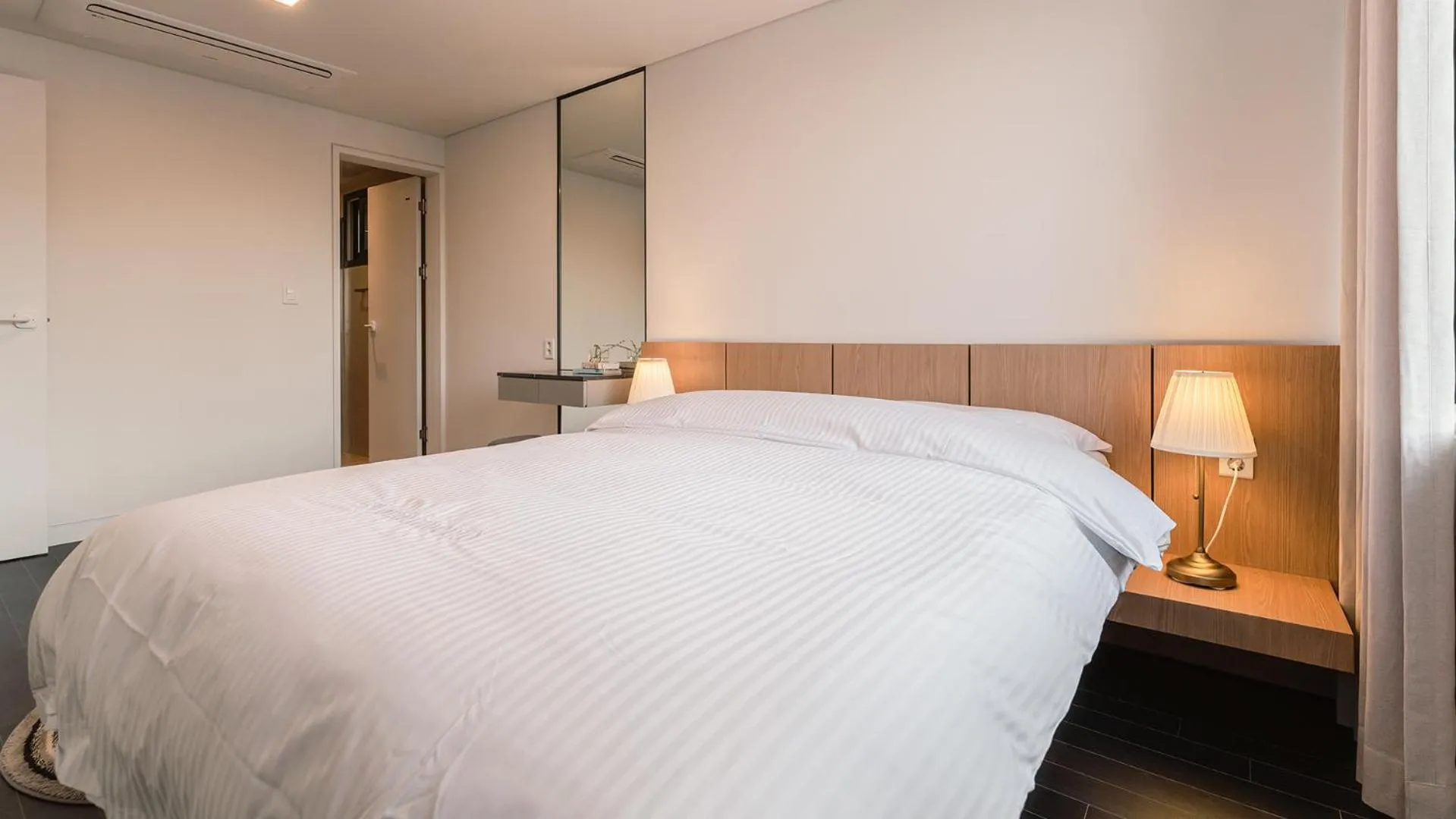 Bed in Bomun World Pension