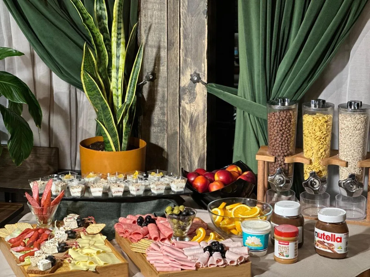 Breakfast in Boutique Hotel Baku