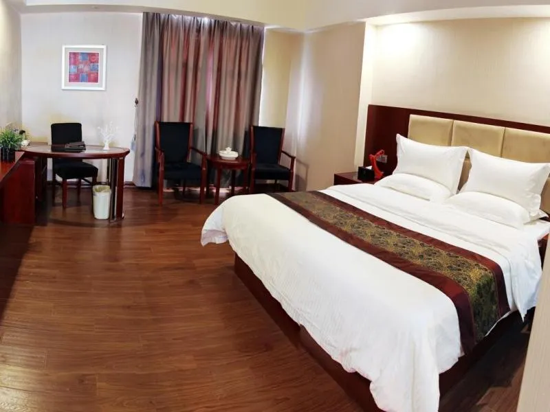 Bed in GreenTree Inn GuangDong Jieyang Konggang District Wangjiang North Road Business Hotel