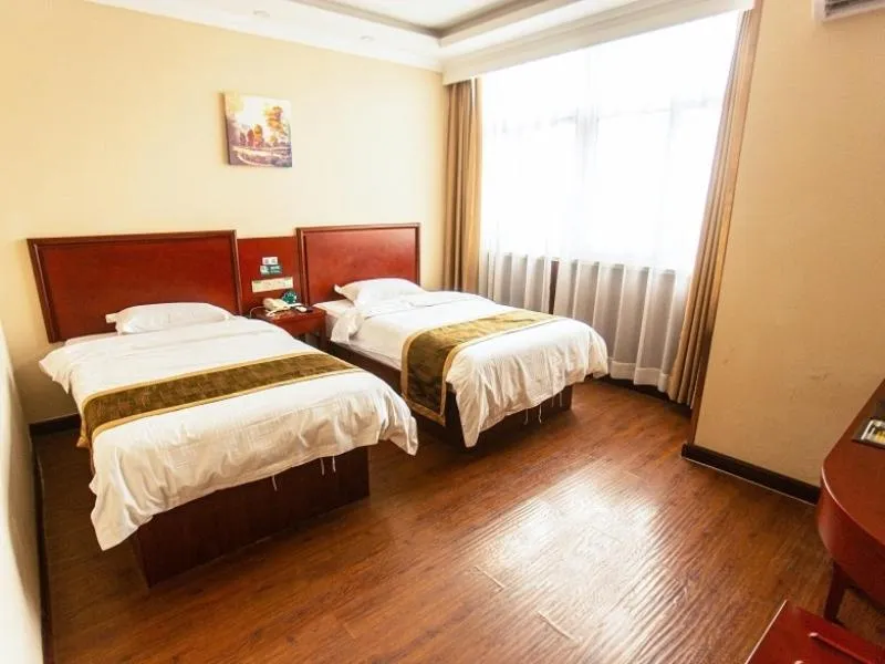 Bed in GreenTree Inn HeNan ZhuMaDian YiCheng Weisi Road Business Road