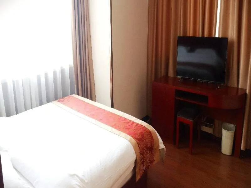 Bed in GreenTree Inn HeNan ZhuMaDian YiCheng Weisi Road Business Road