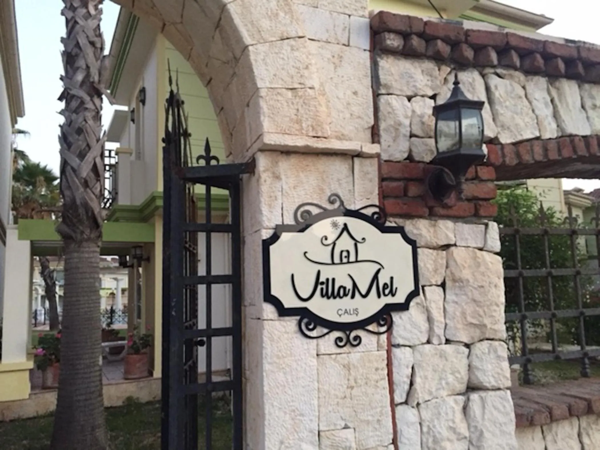 Property logo or sign in VillaMel