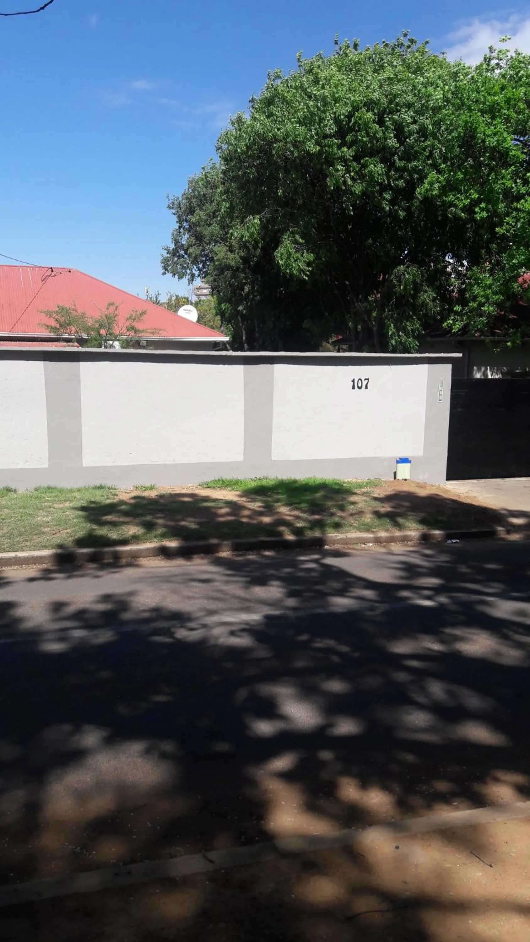 Property building in Valley Guest House