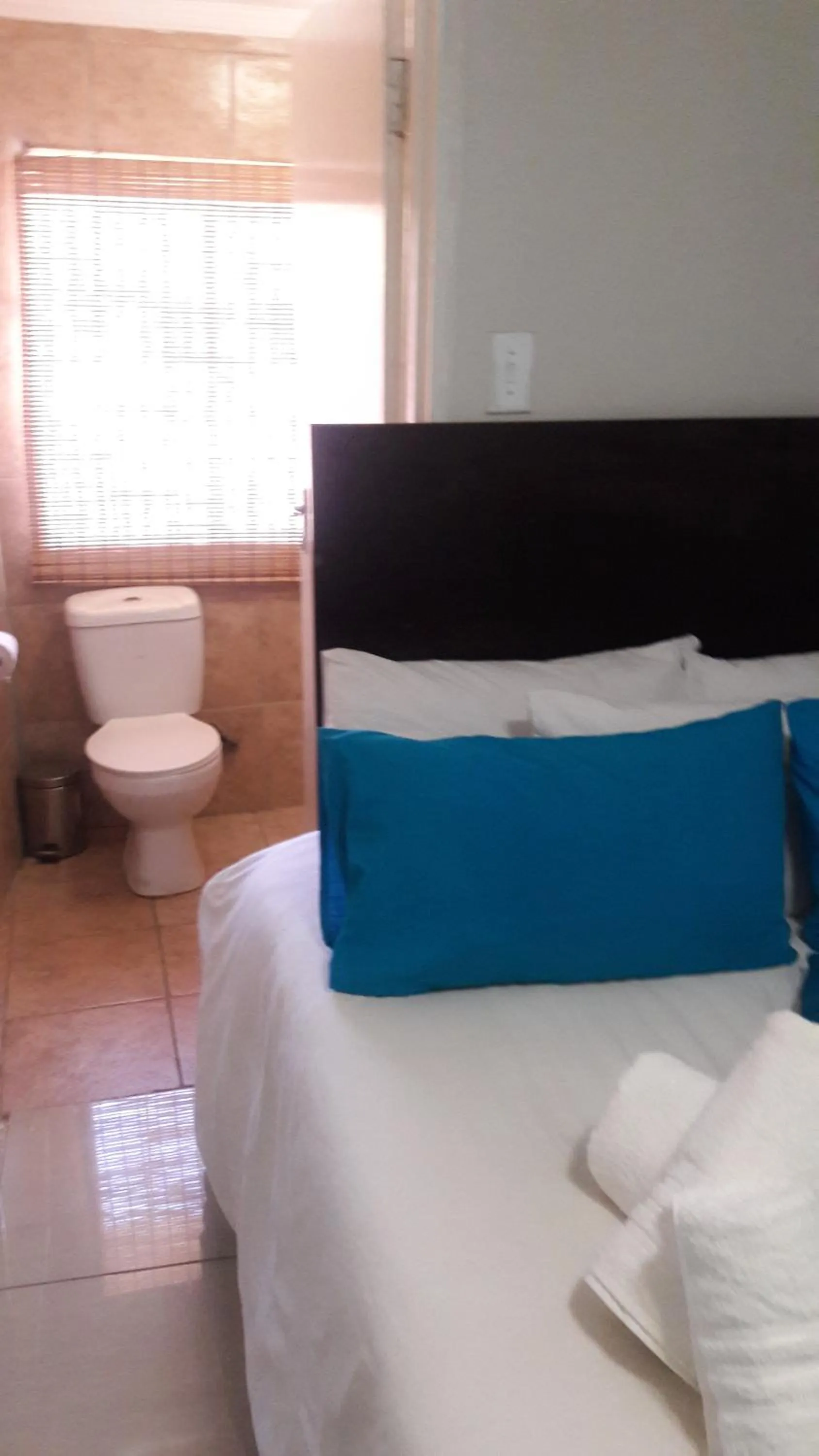 Decorative detail, Bed in Valley Guest House