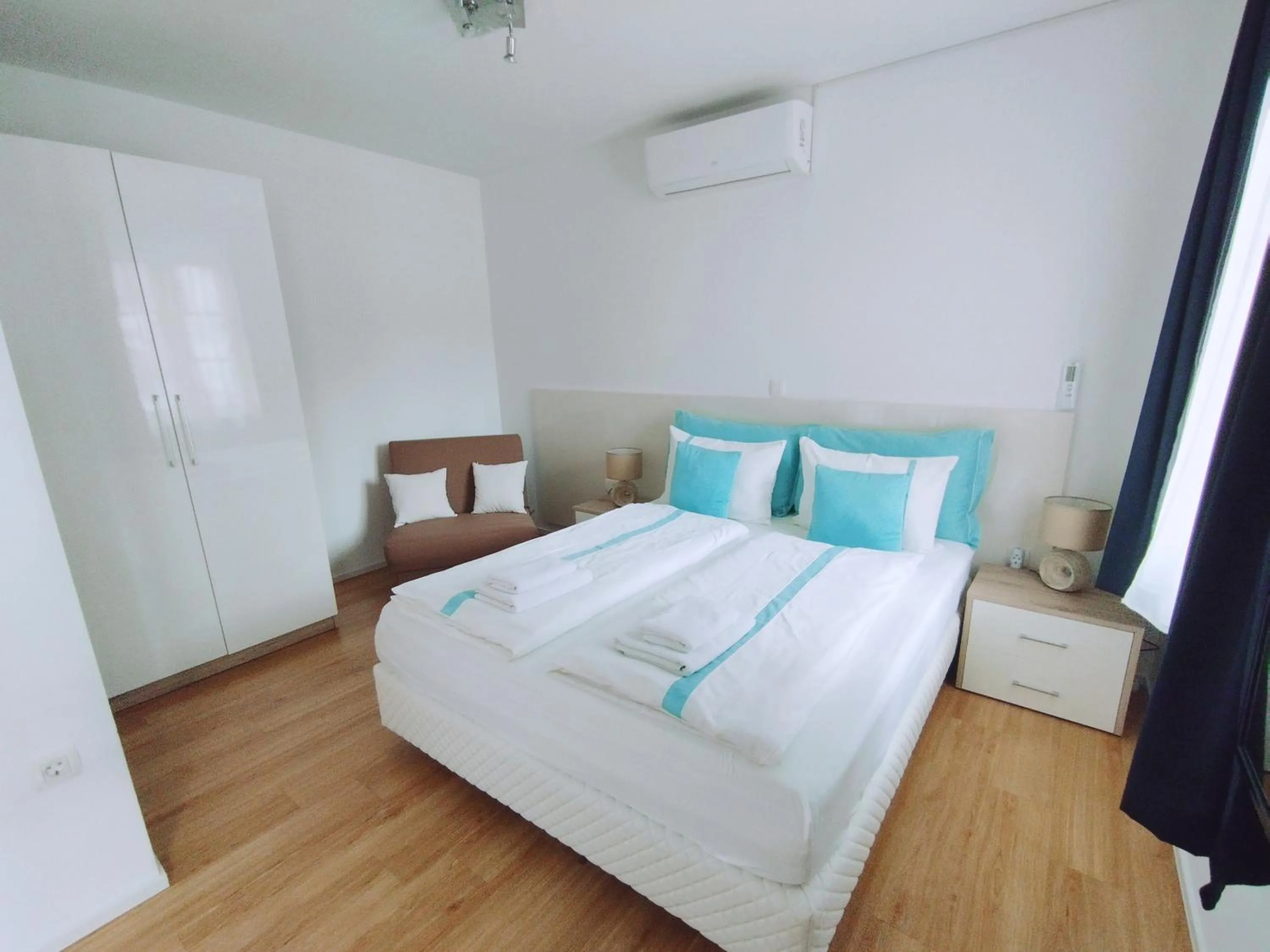 Bedroom, Bed in Apartments Wallas