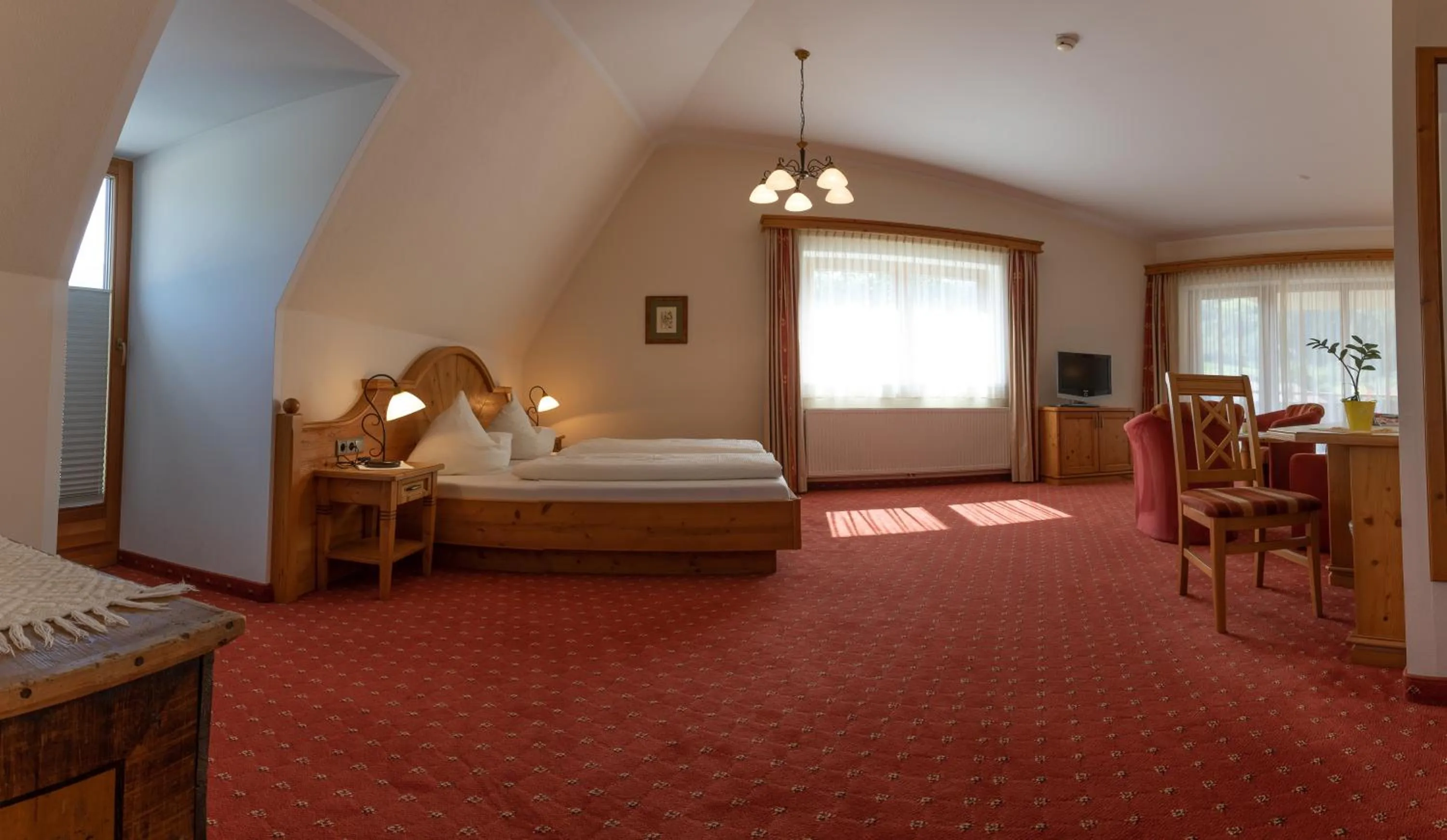 Bed in Hotel Garni Elisabeth