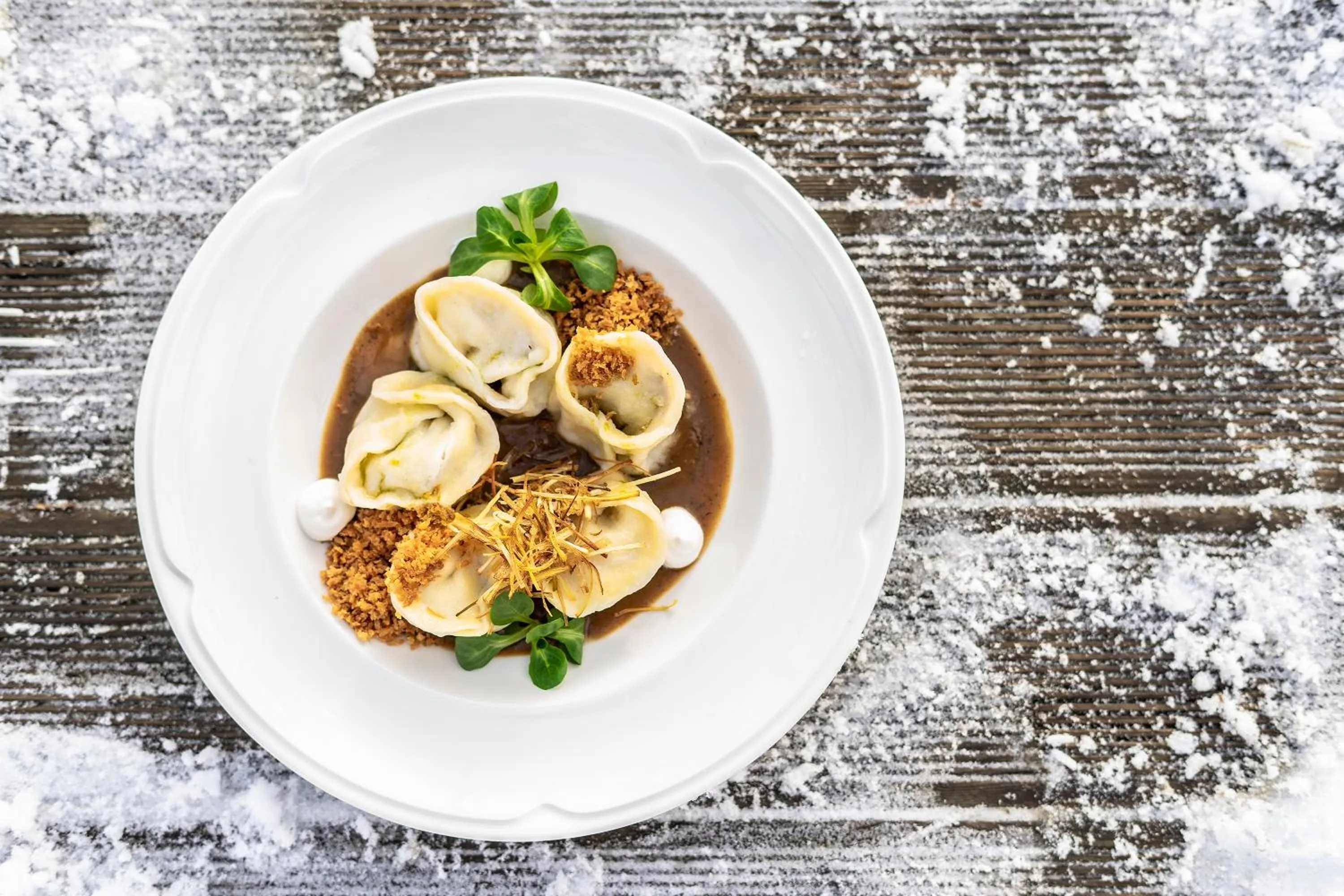 Restaurant/places to eat in Rezydencja Dwór Polski