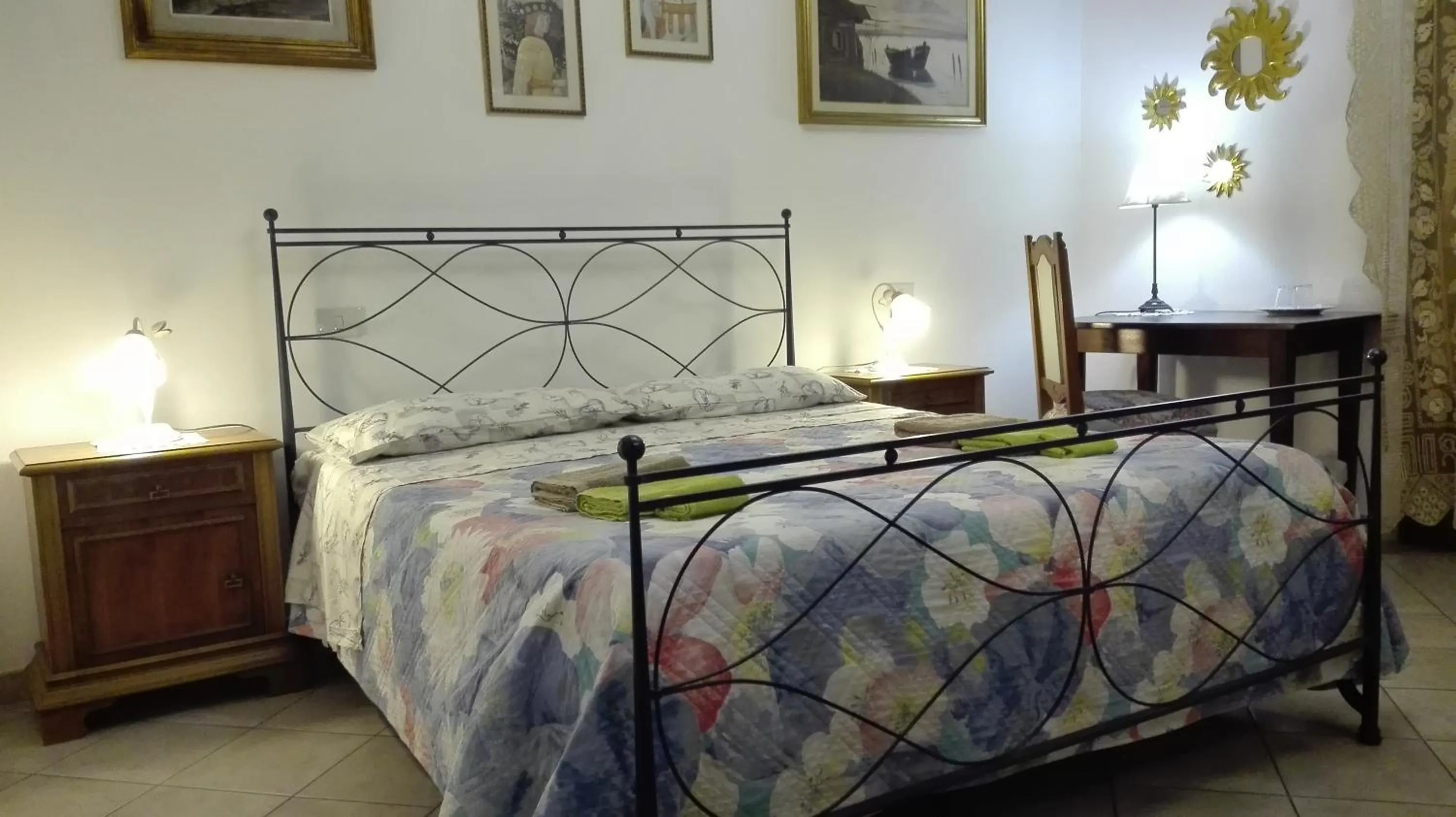 Bed in Alfieri Bed & Breakfast